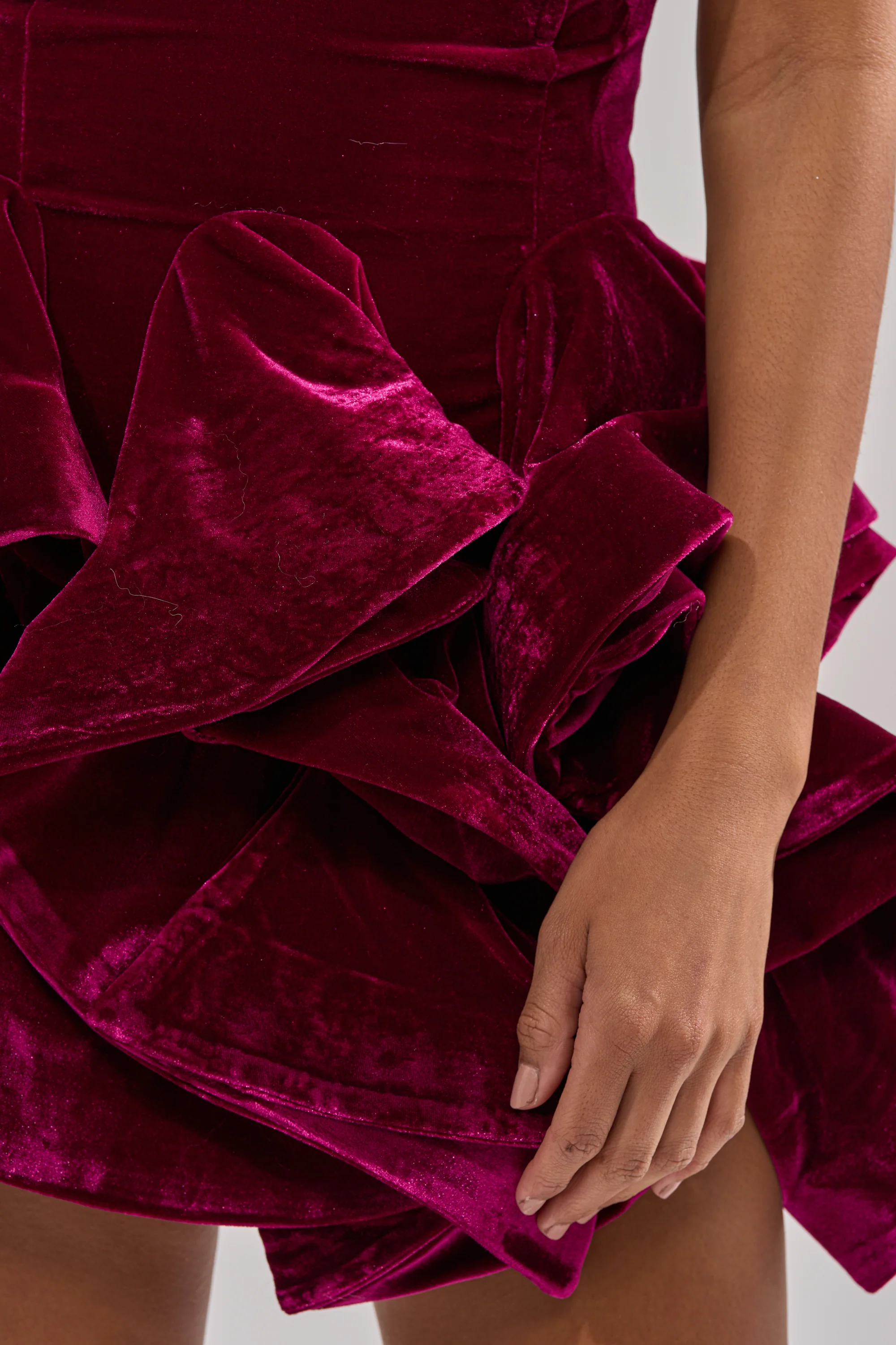 LOVE IS REAL VELVET MINI DRESS - Image 7