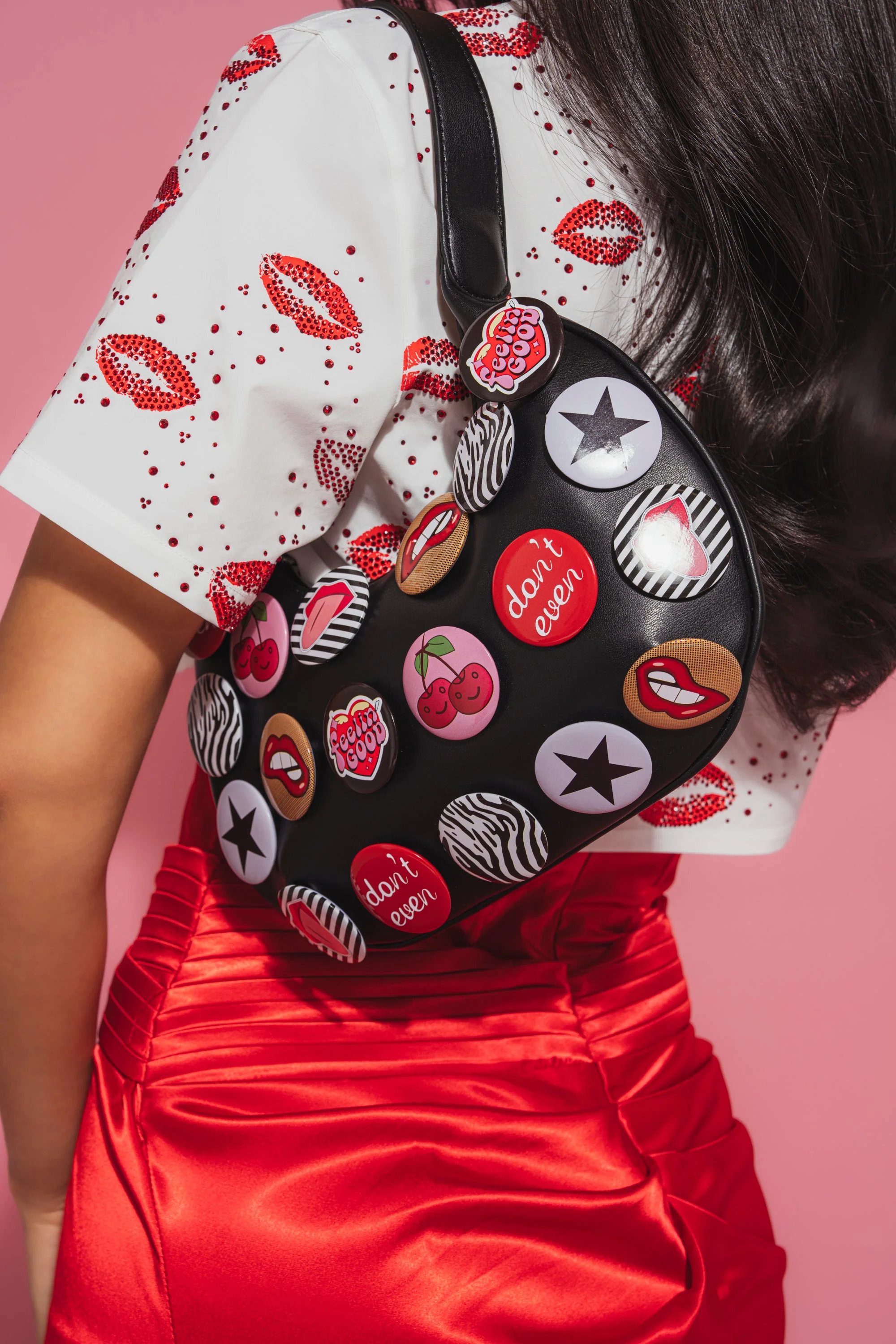 LOVE ME BUTTON PURSE
