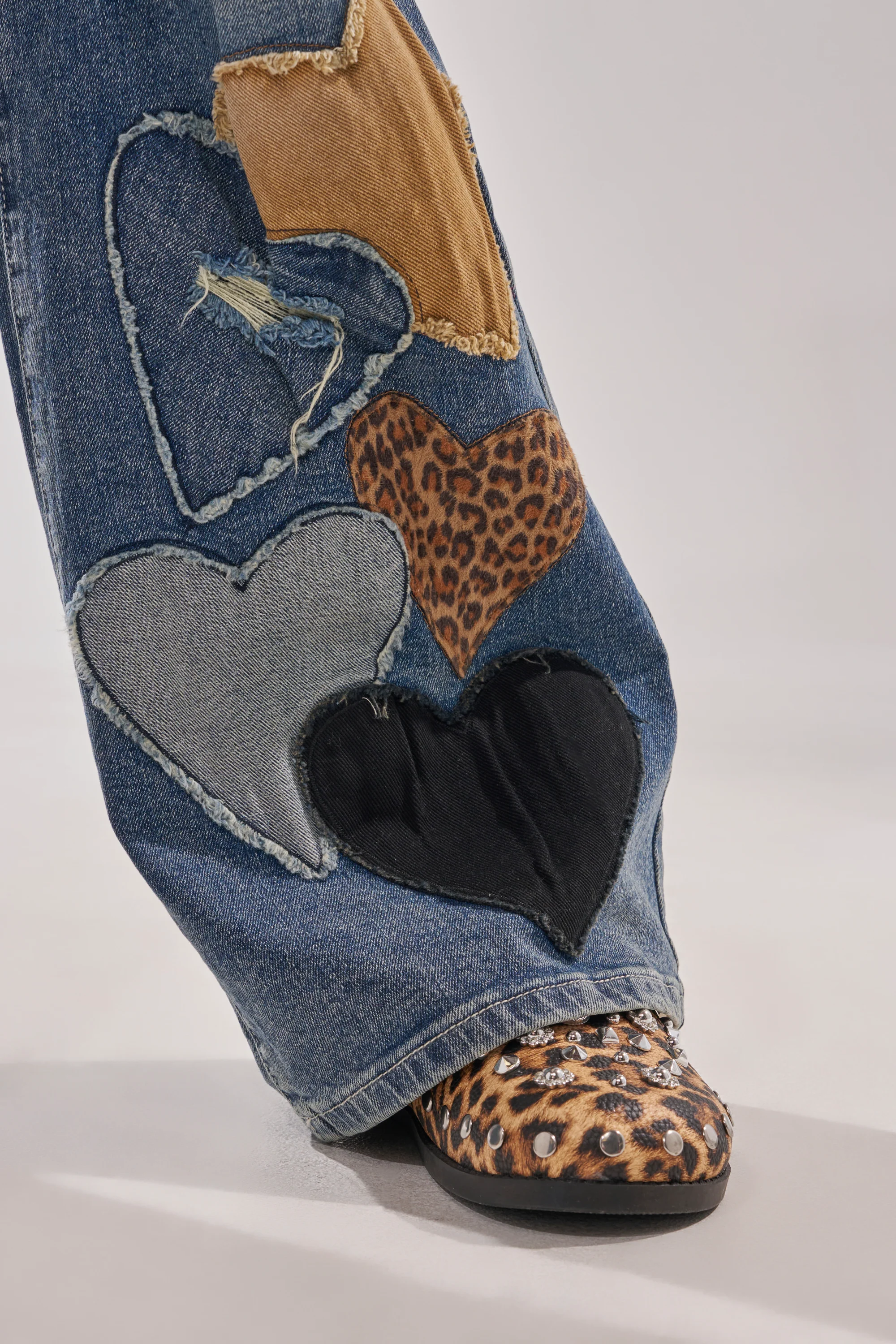 LOVE ME HARD RELAXED DENIM - Image 10