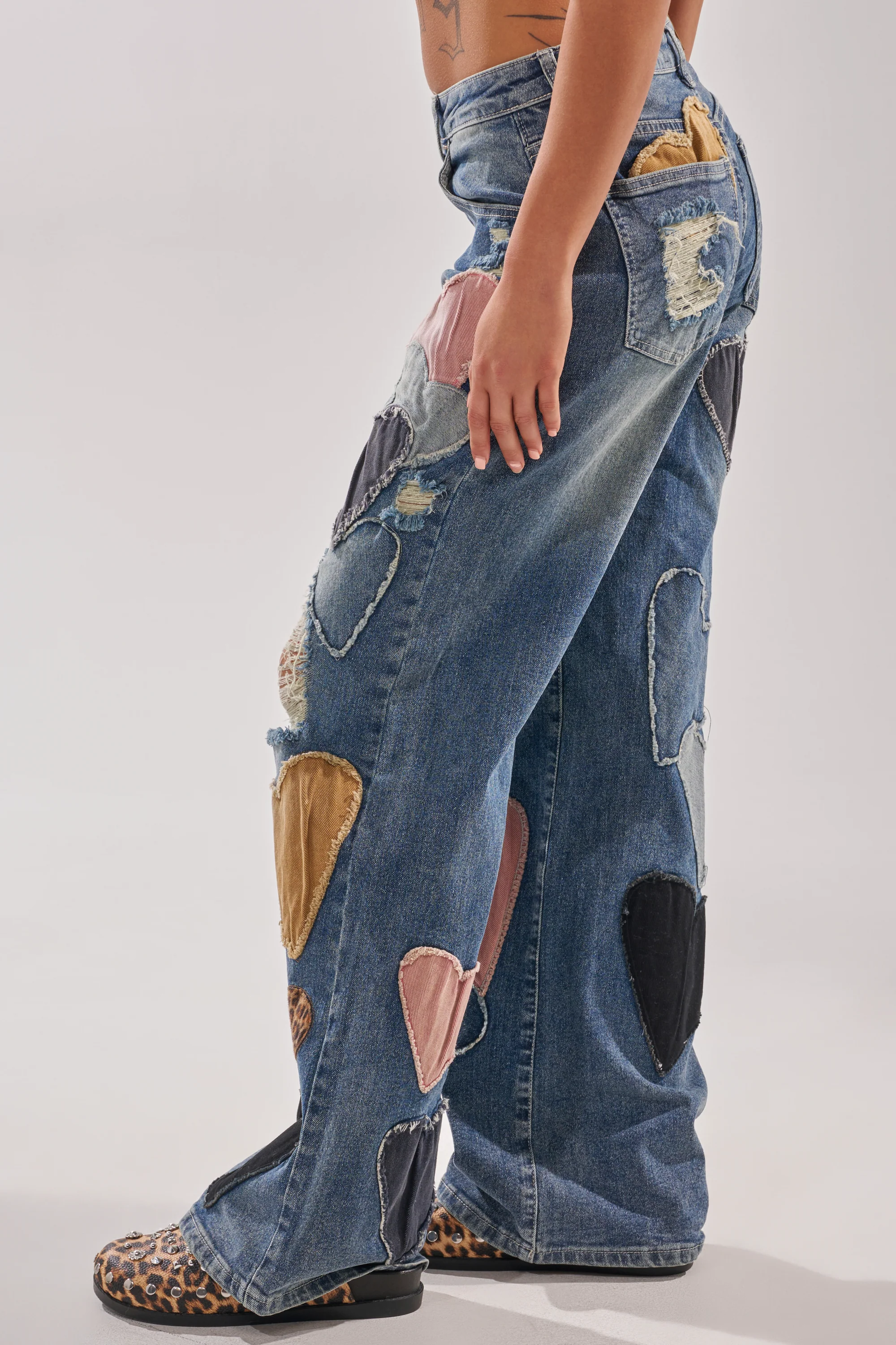 LOVE ME HARD RELAXED DENIM - Image 4