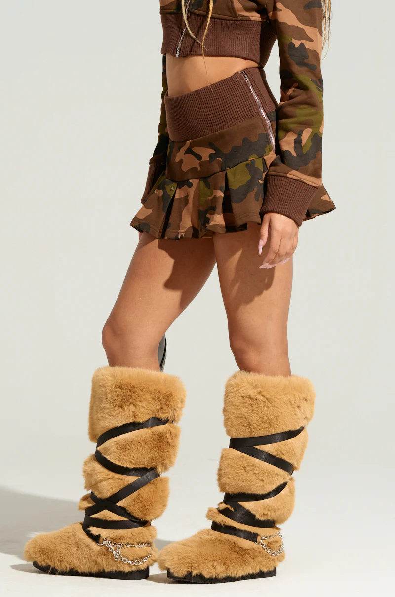 LOVE ME LIKE THAT MINI SKIRT - Image 3