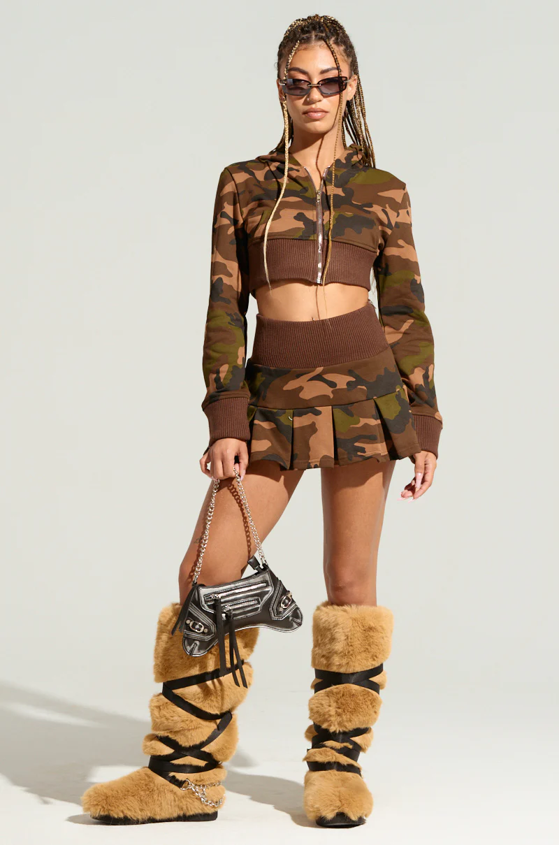 LOVE ME LIKE THAT ZIP UP SWEATSHIRT - Image 7