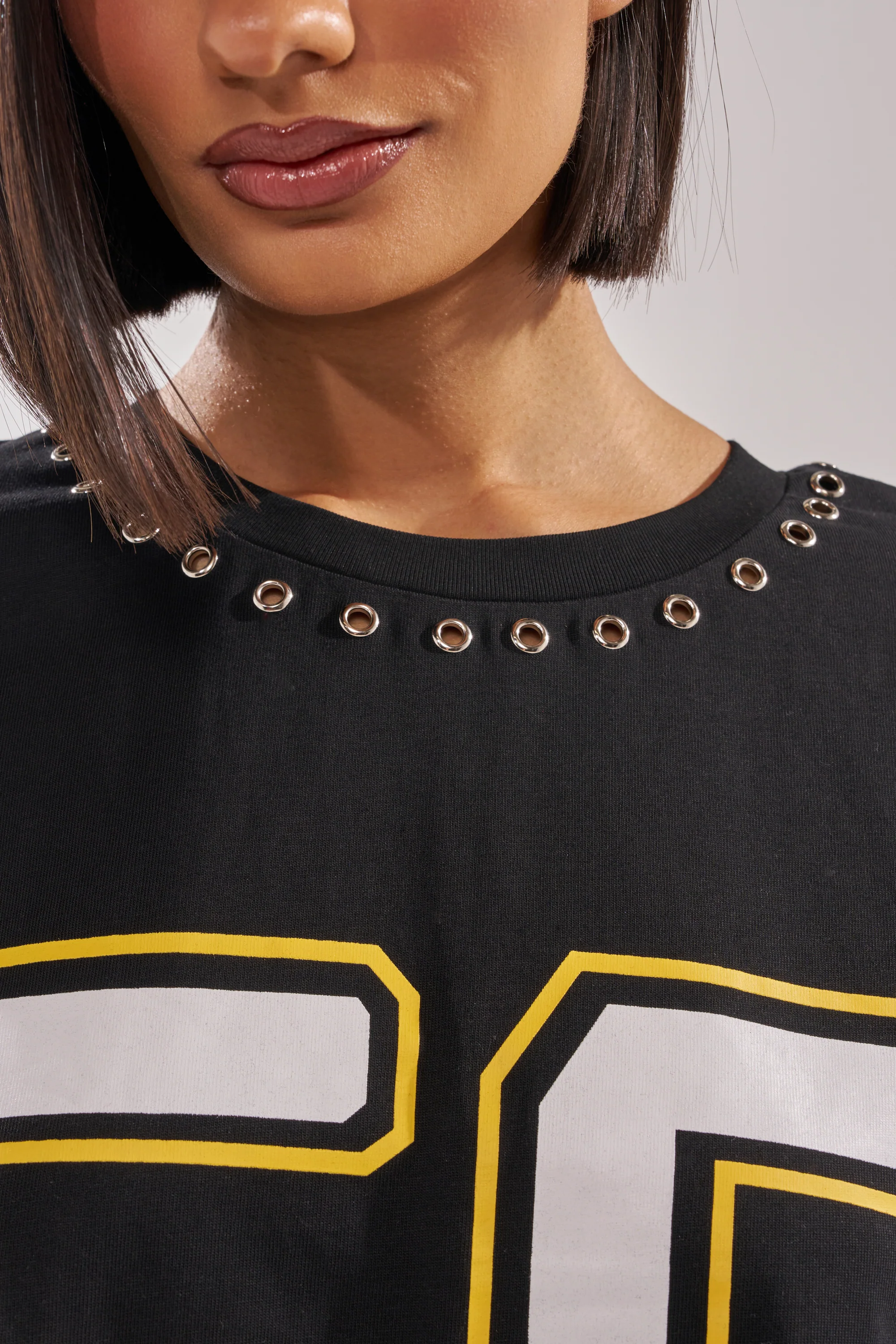 LUCKY ONE CROP TEE - Image 10
