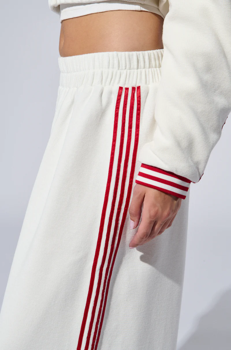 LULA WAFFLE KNIT SPORTY PANTS IN WHITE - Image 8