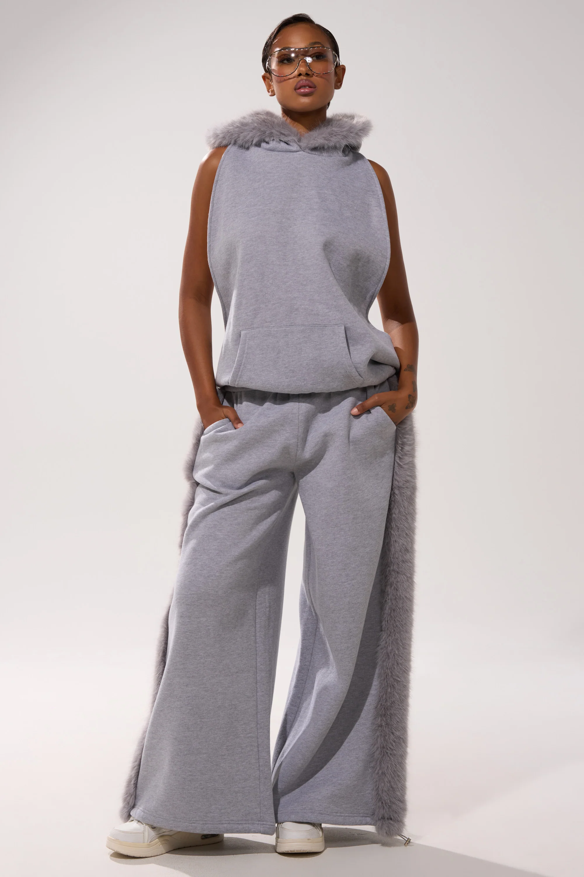 LUXE FUR JOGGER IN GREY