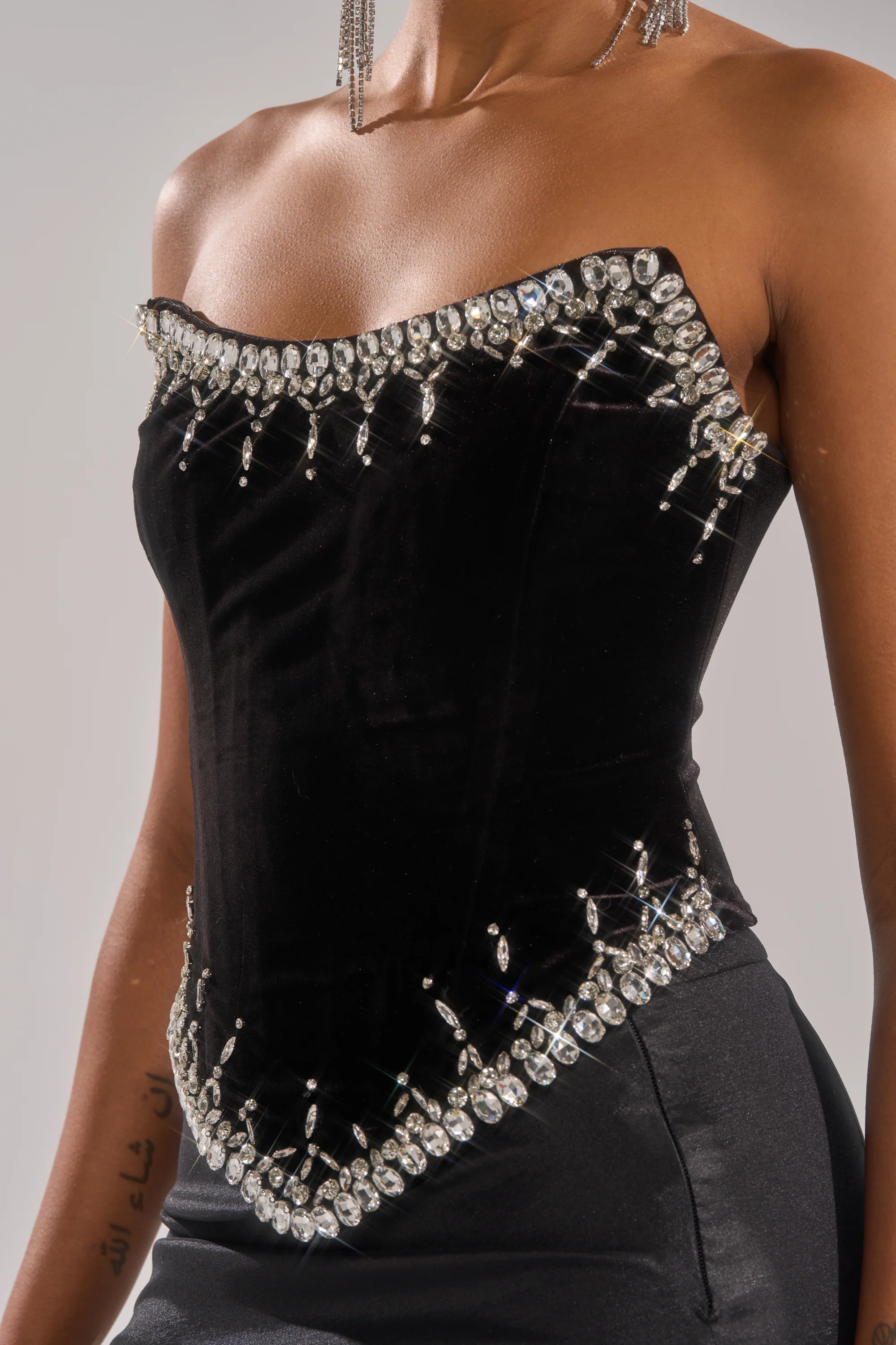 LUX LIFE CORSET IN BLACK - Image 6