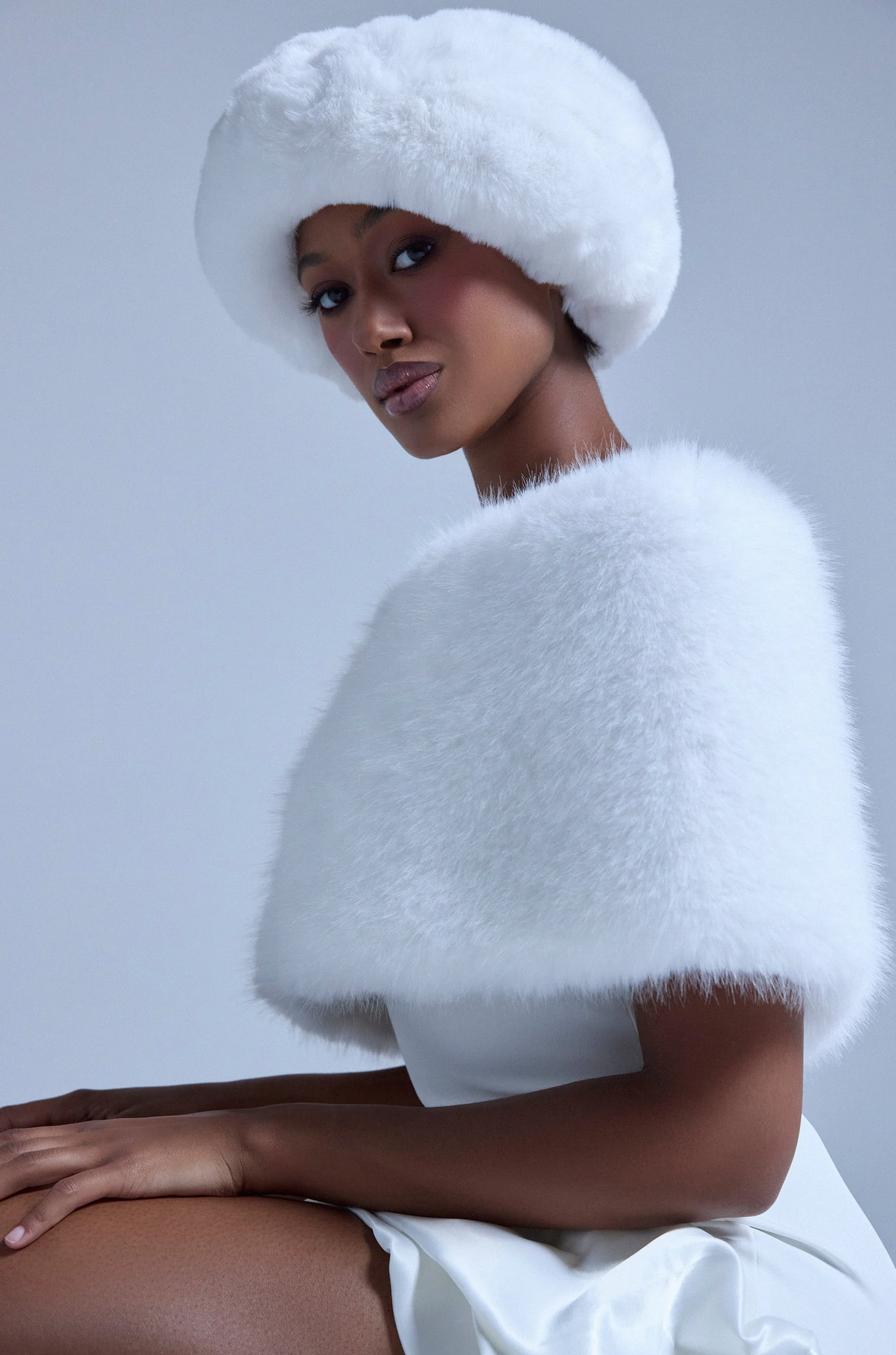 LUXE JENNY FAUX FUR HEADBAND IN WHITE - Image 2