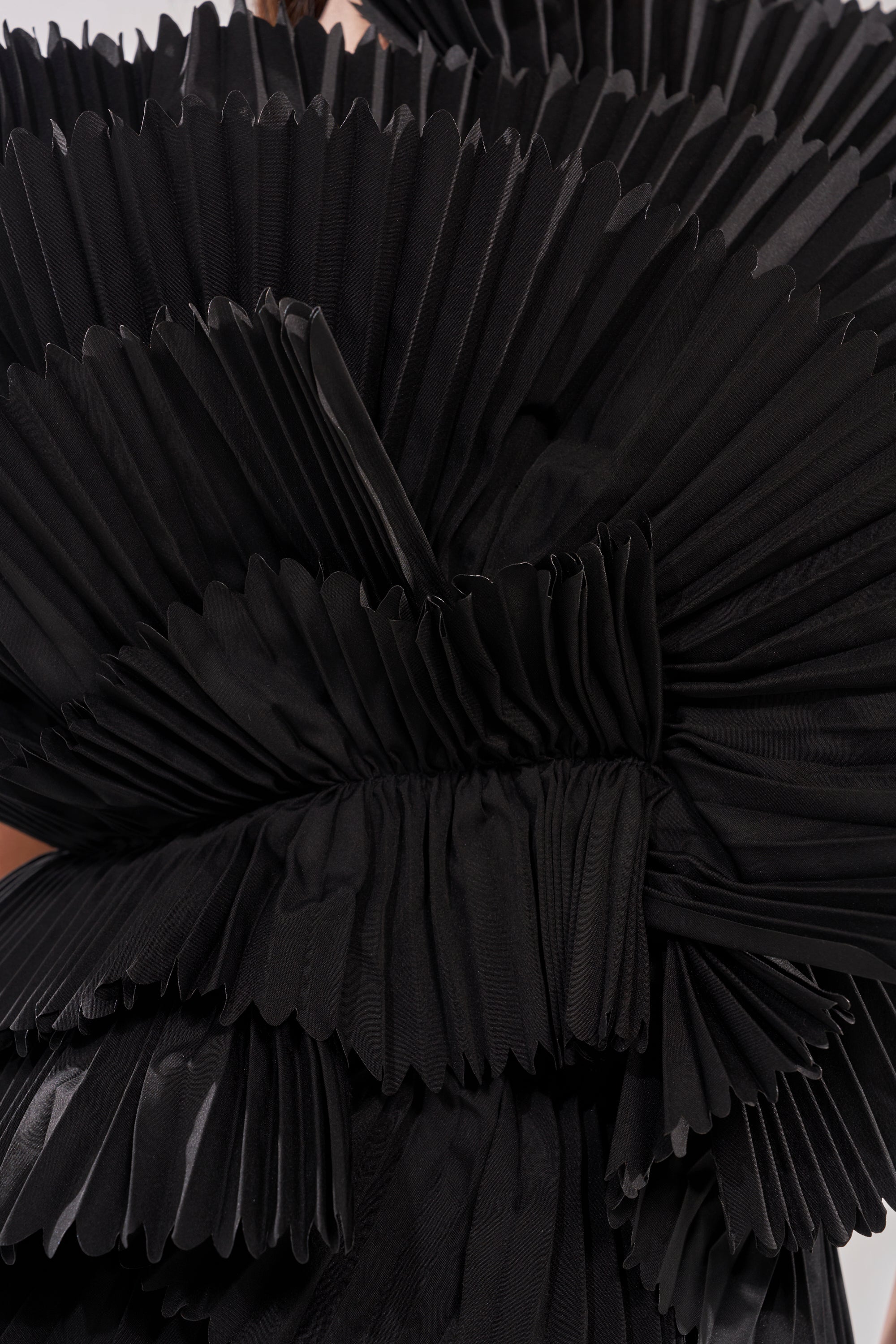 LUXURIOUS ASYMMETRICAL TOP IN BLACK - Image 8