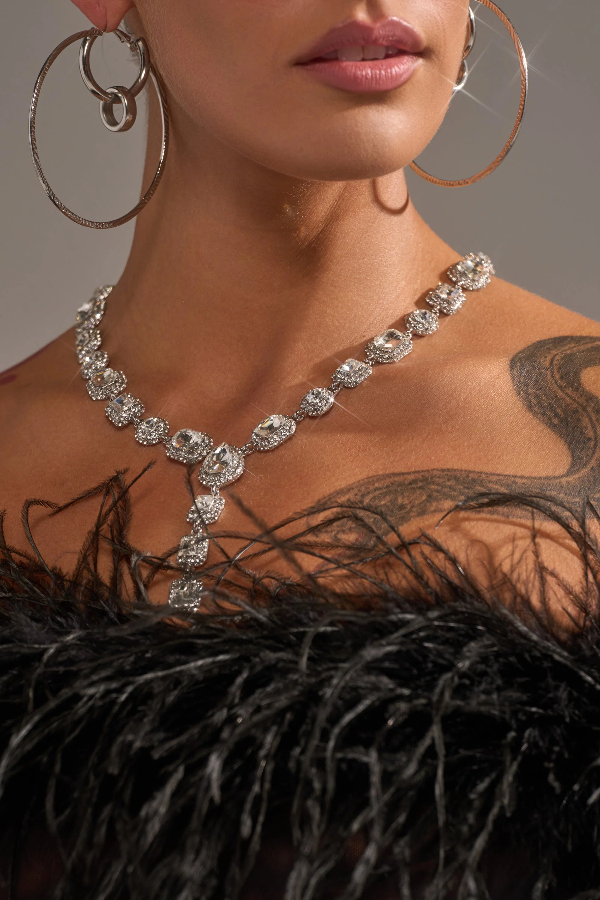 LUXY LARIAT NECKLACE - Image 2