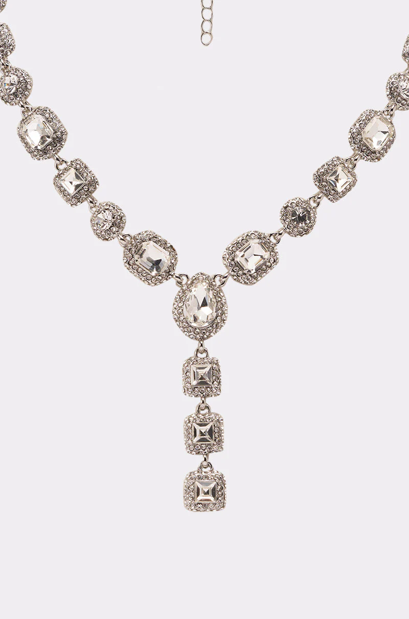 LUXY LARIAT NECKLACE - Image 3