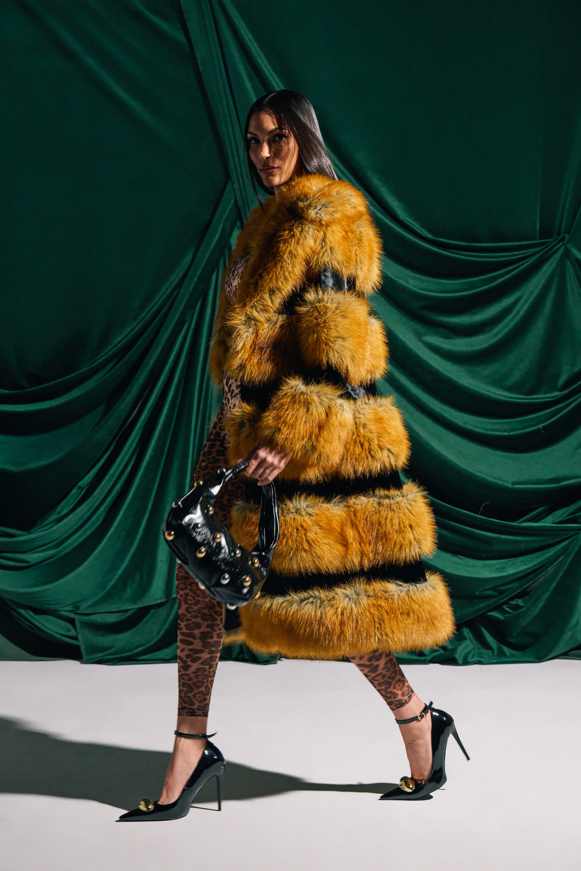 MADDOX PANELED FAUX FUR - Image 2