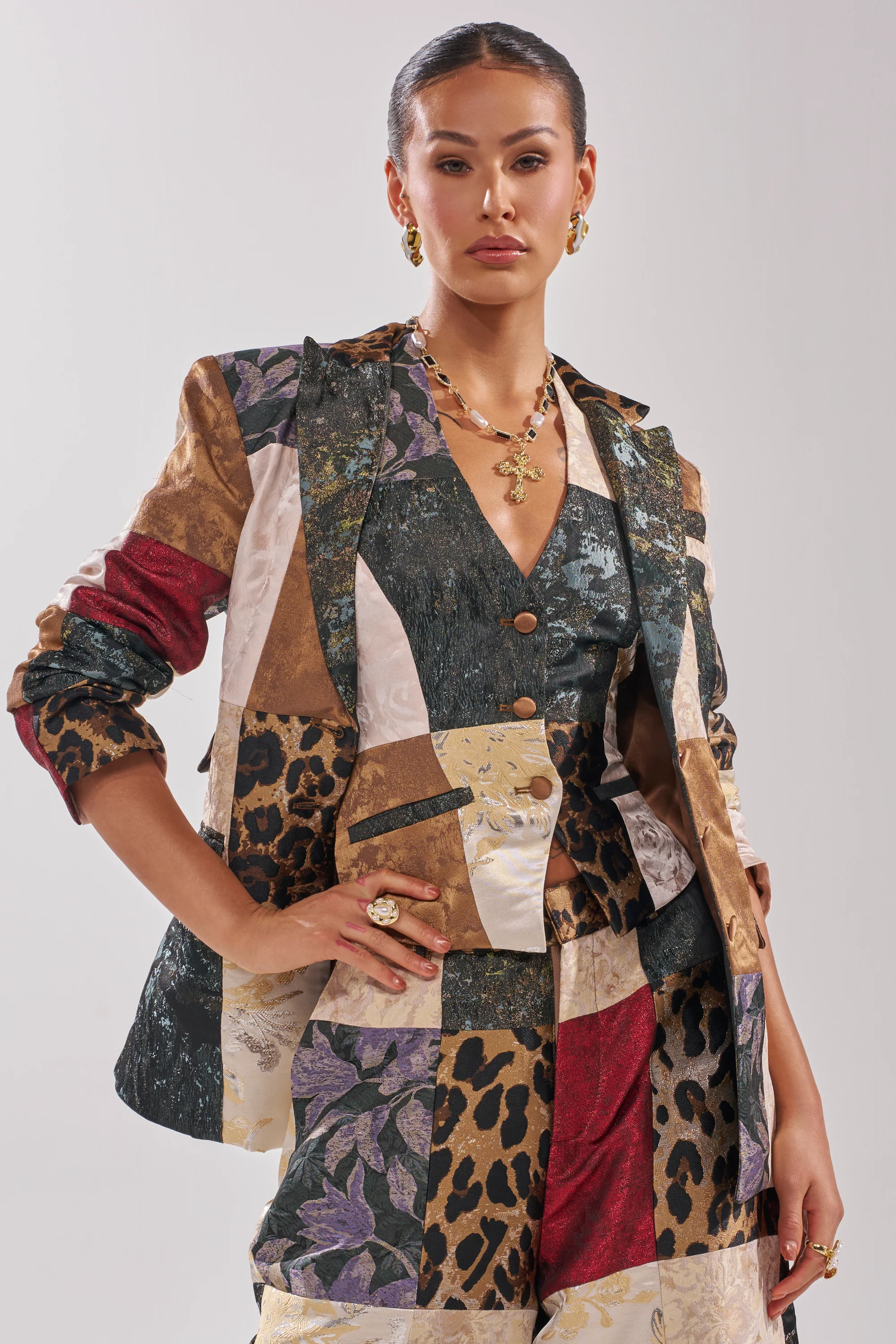MADE YOU LOOK PATCHWORK BLAZER - Image 2