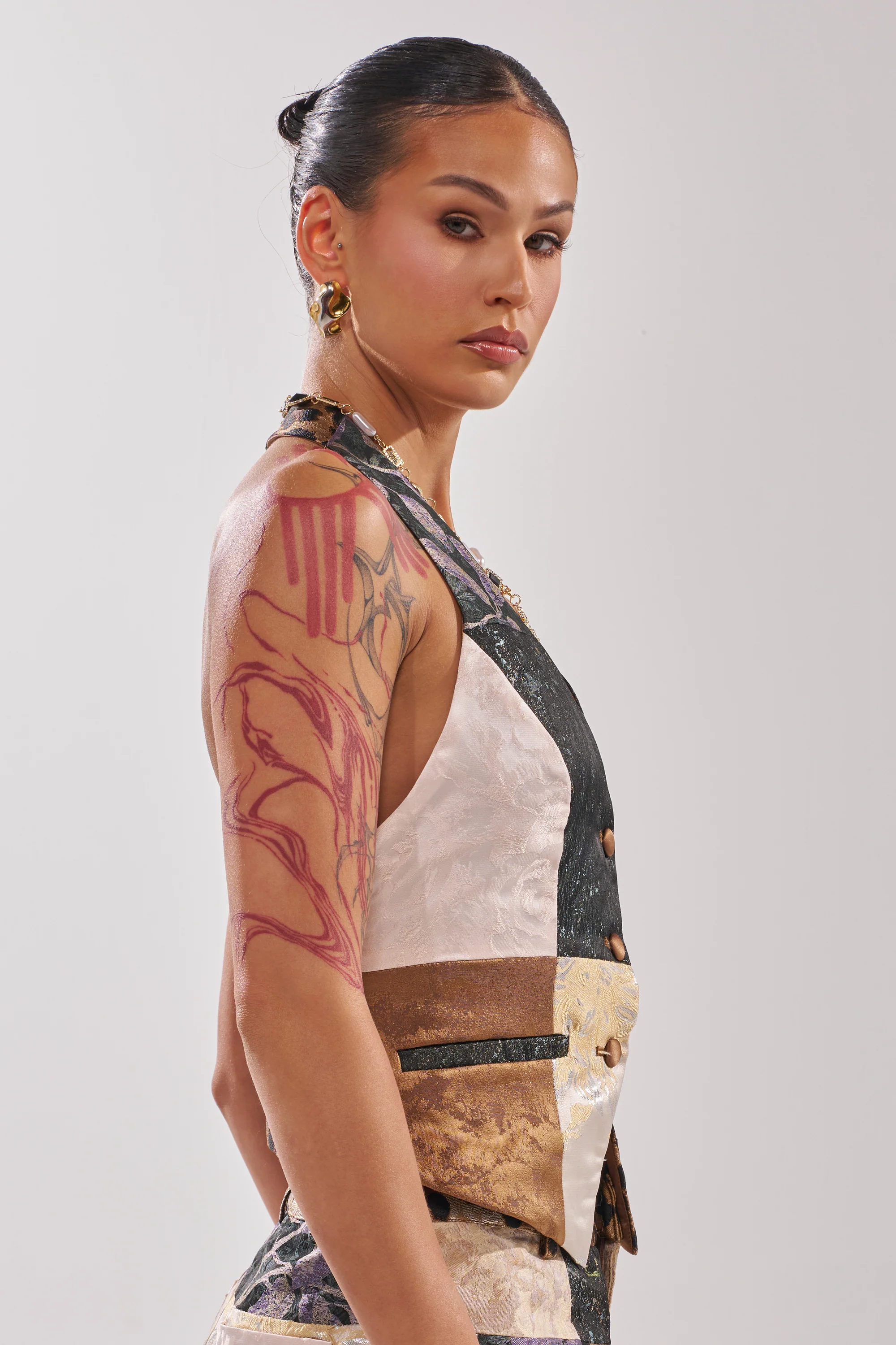 MADE YOU LOOK PATCHWORK HALTER VEST - Image 3