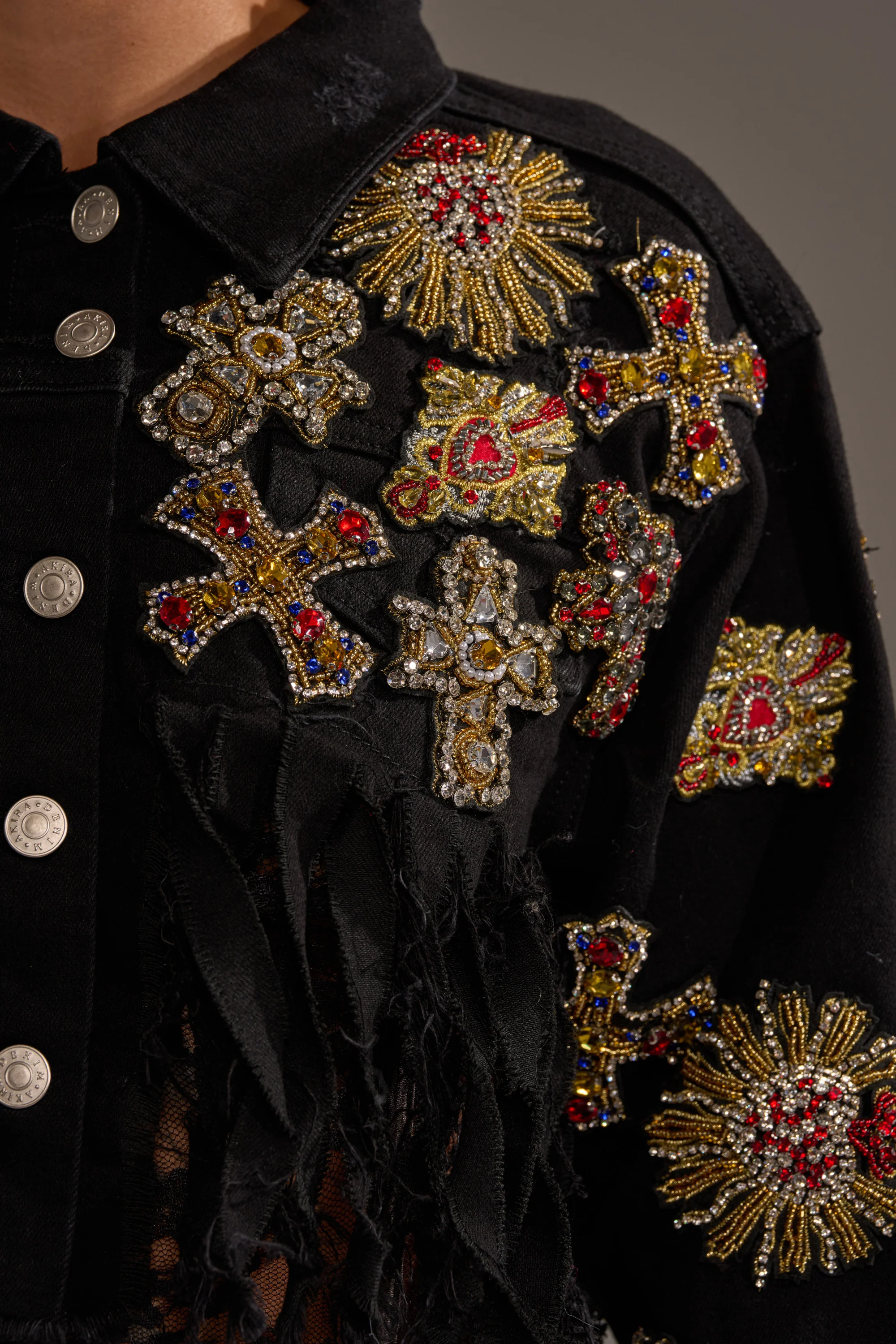 MAIN SQUEEZE CROPPED DENIM JACKET - Image 9