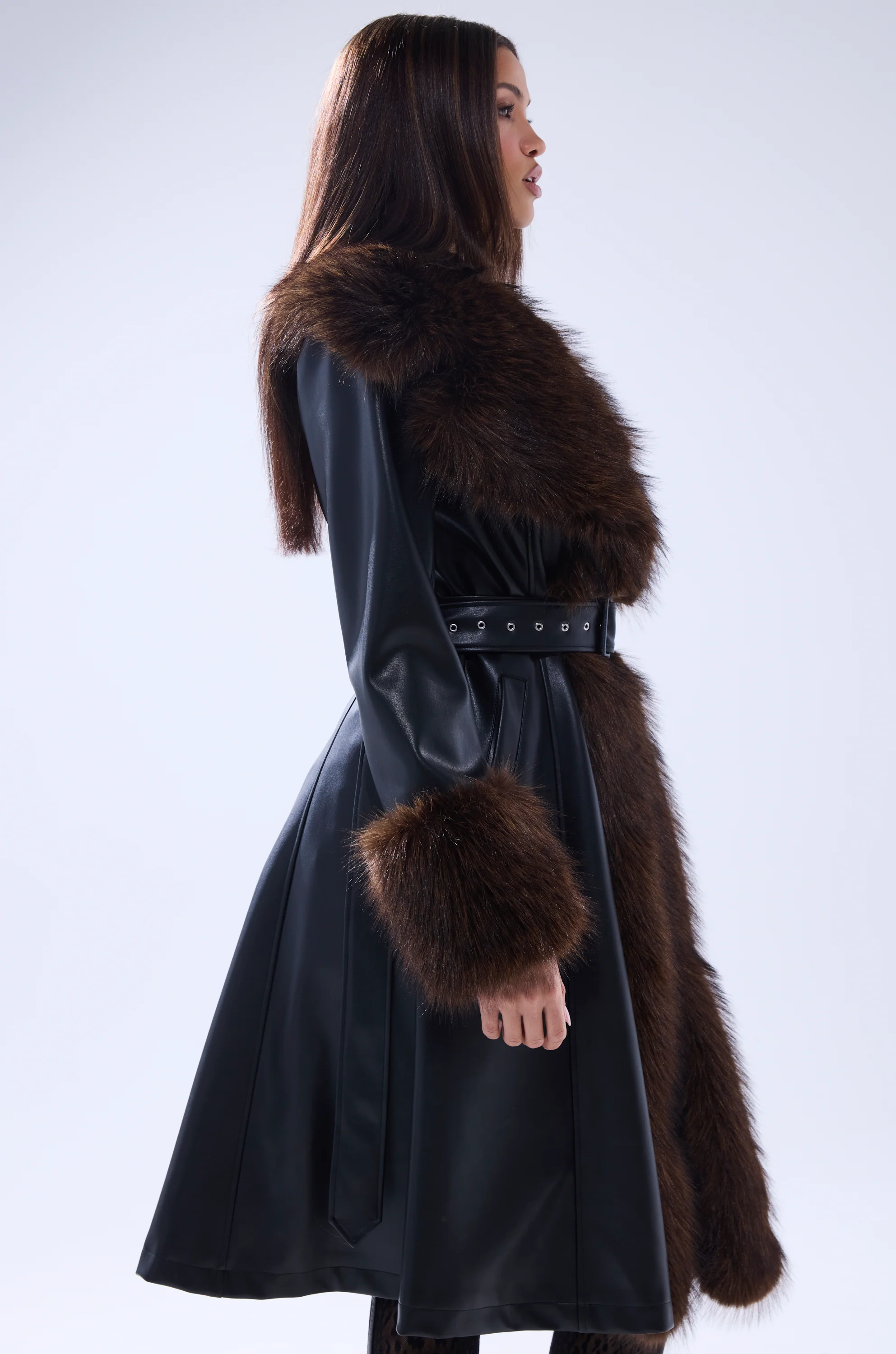 MAIN SQUEEZE FUR TRIM TRENCH - Image 3