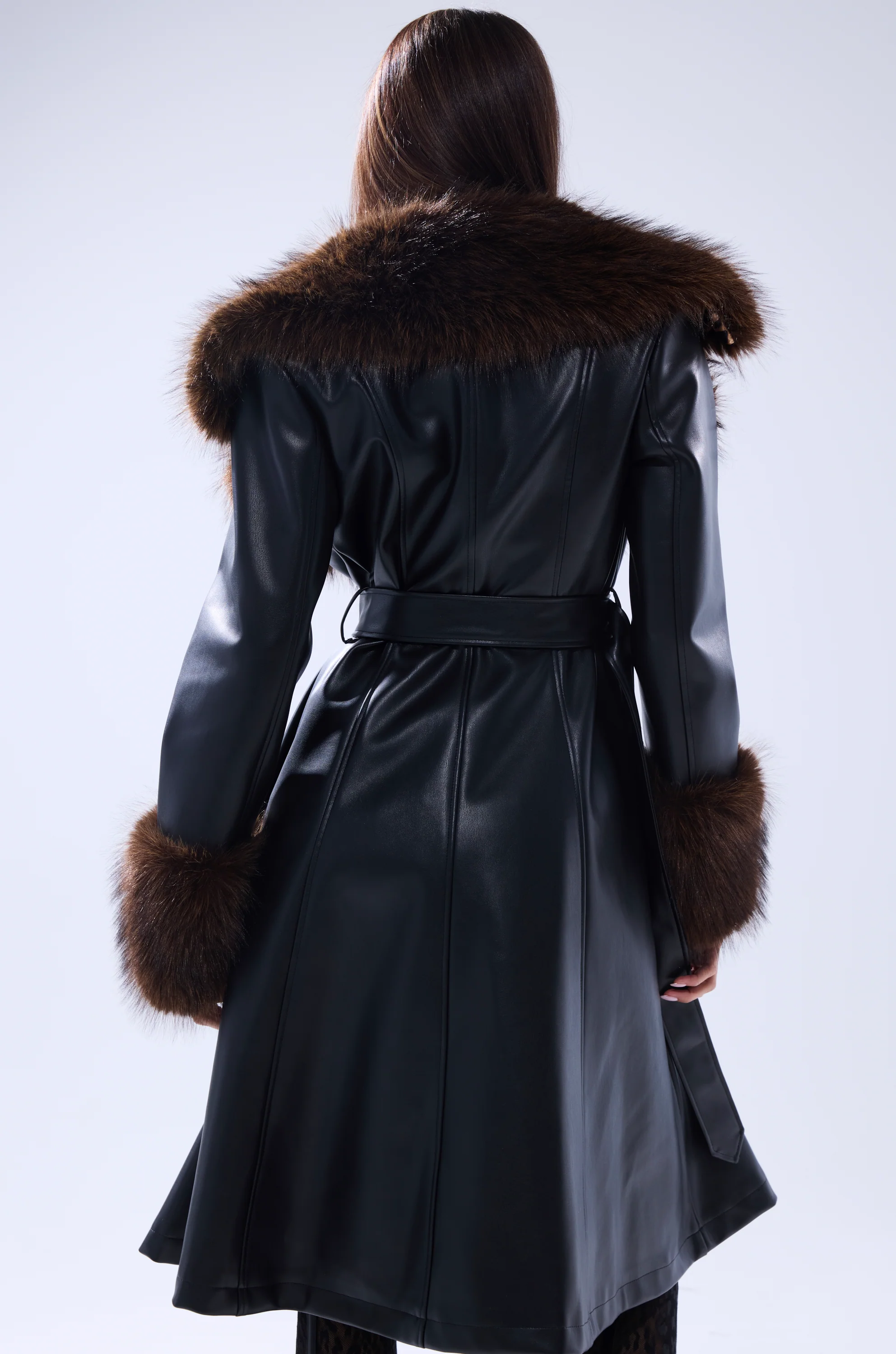MAIN SQUEEZE FUR TRIM TRENCH - Image 4