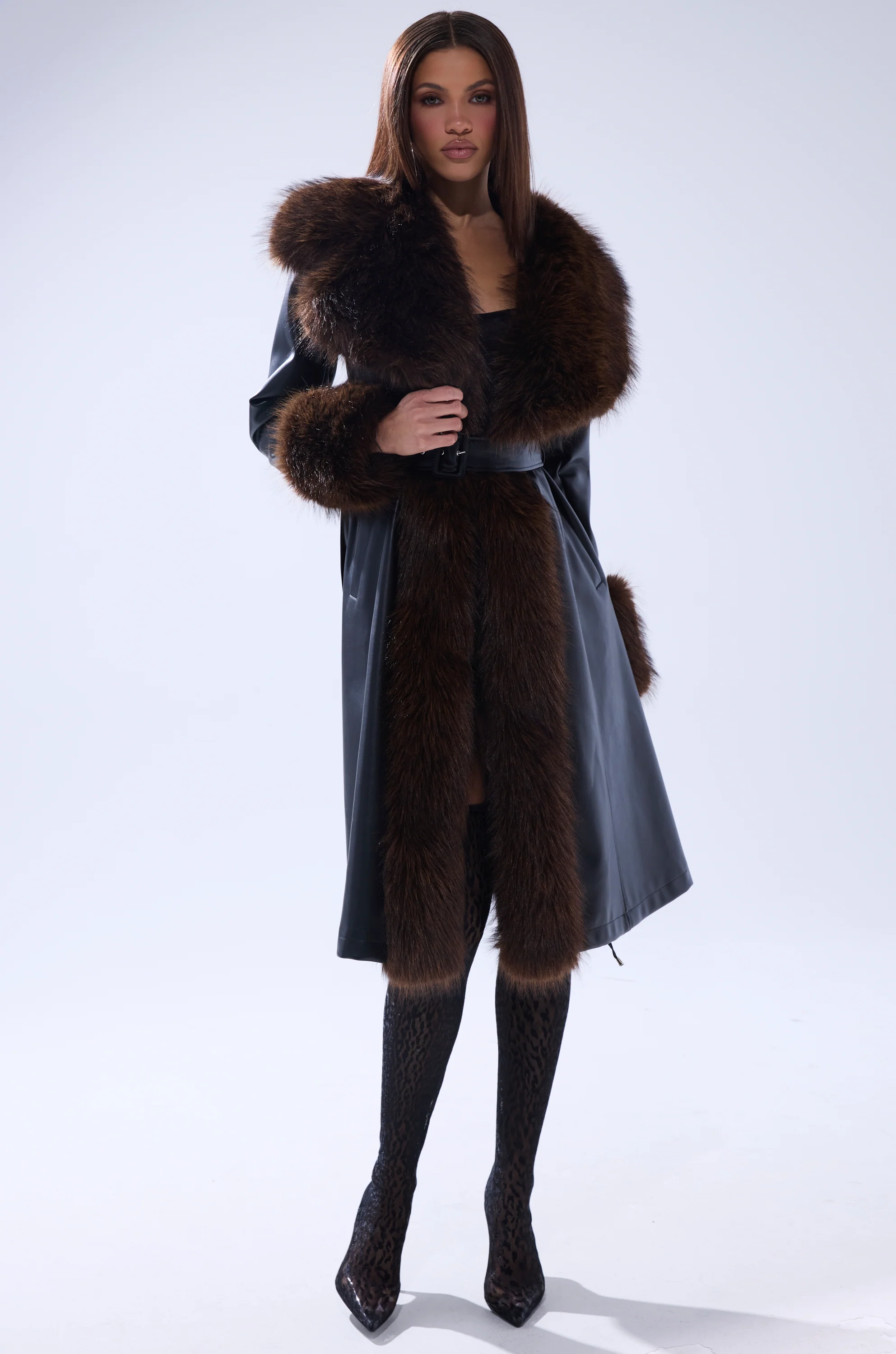 MAIN SQUEEZE FUR TRIM TRENCH - Image 5