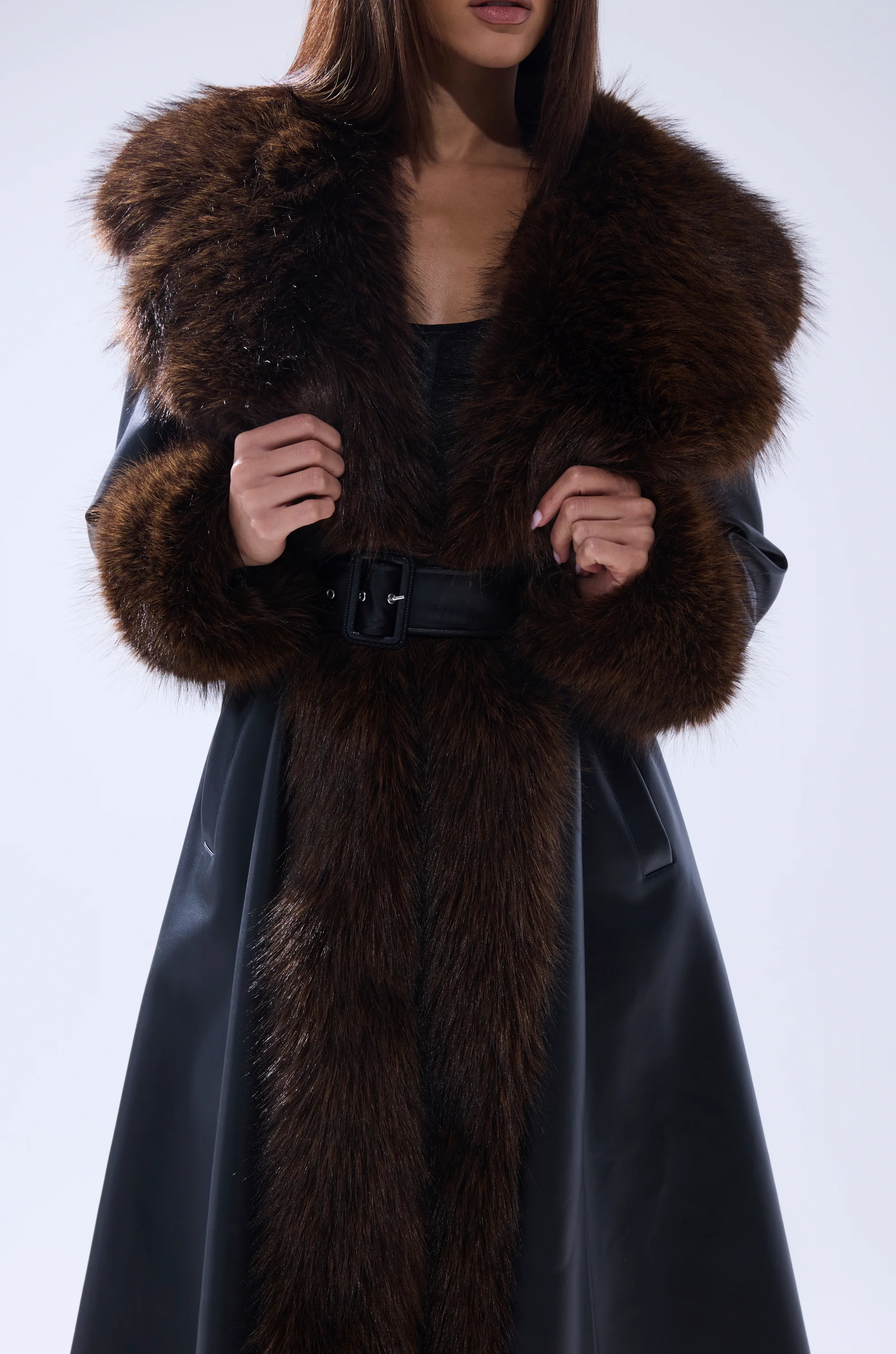 MAIN SQUEEZE FUR TRIM TRENCH - Image 7