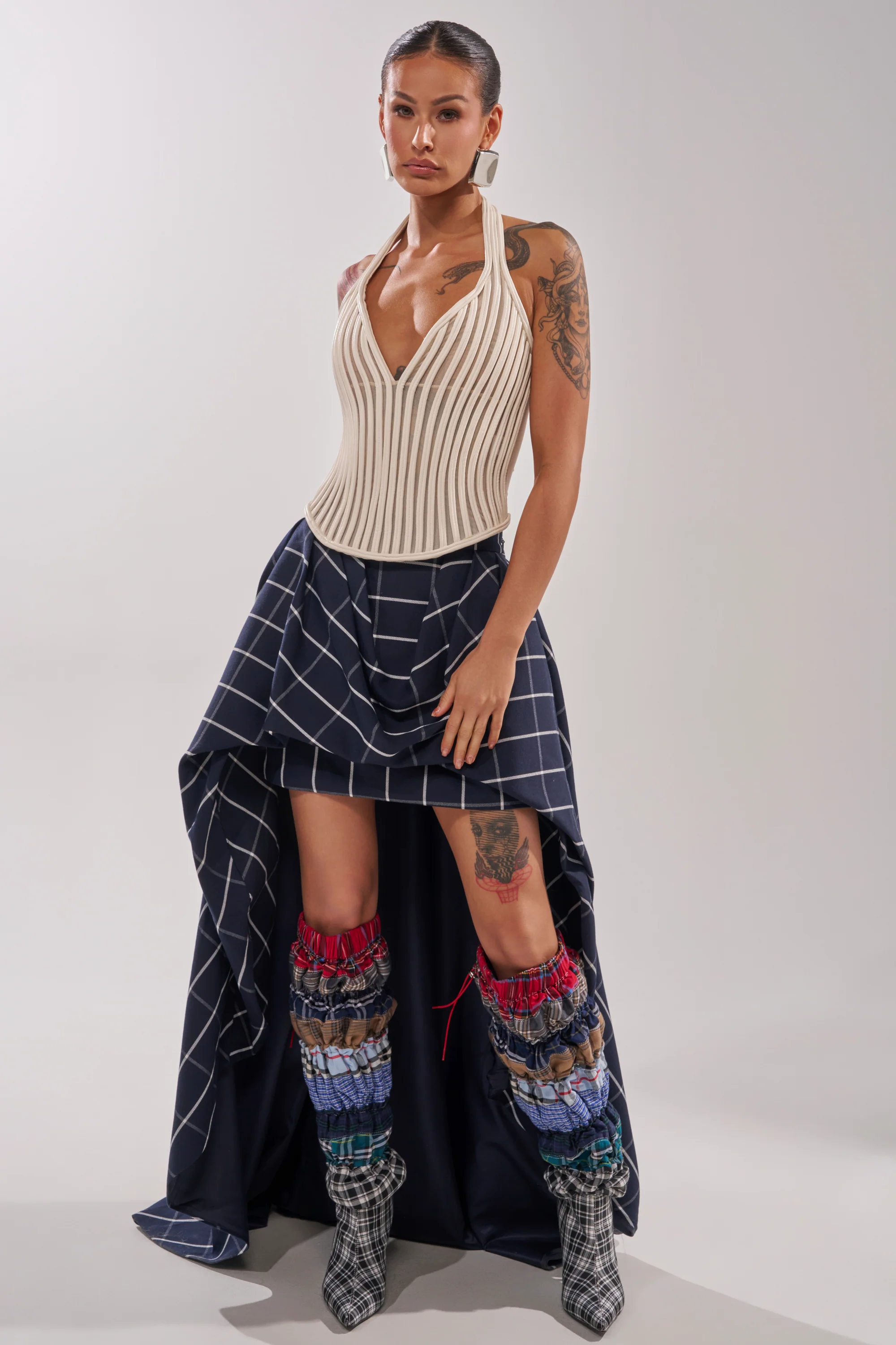 MAKE A STATEMENT HIGH LOW SKIRT - Image 2