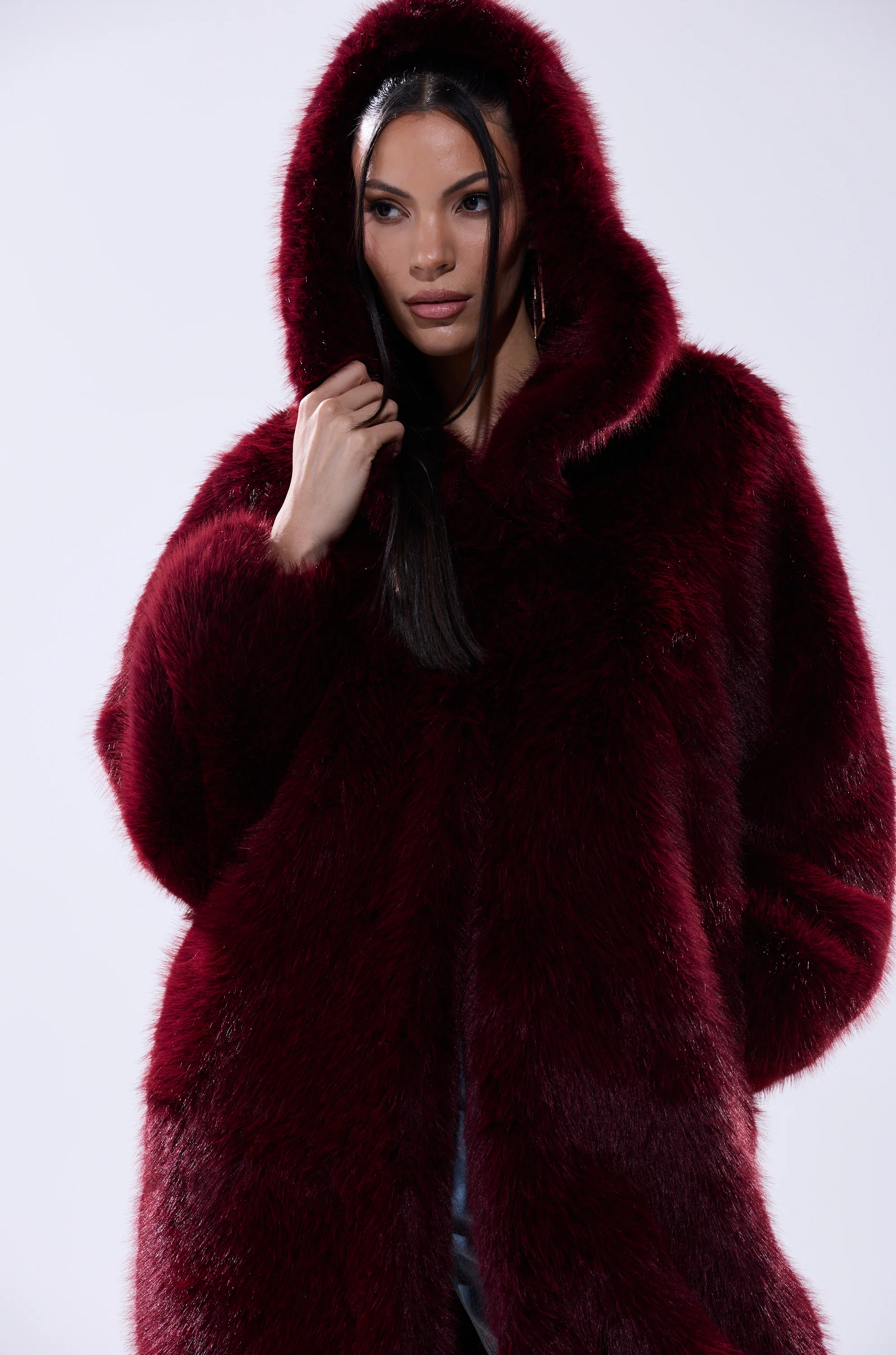 MANCHESTER HOODED FAUX FUR IN BURGUNDY - Image 10