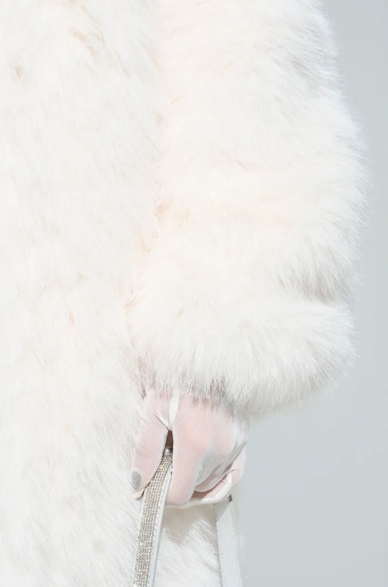 MANCHESTER HOODED FAUX FUR IN IVORY - Image 8