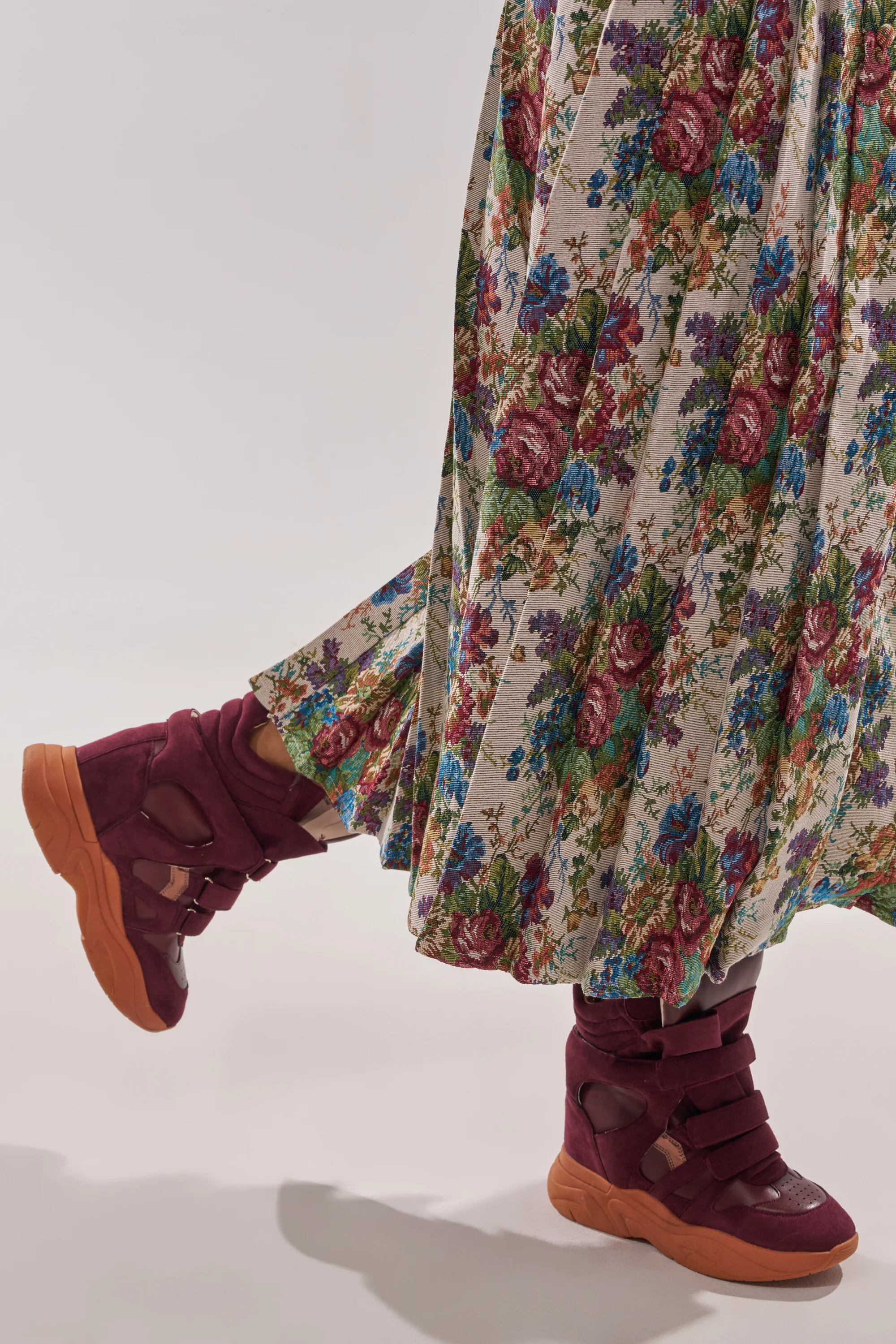 MARANTO BURGUNDY WEDGE FAUX SUEDE SNEAKER - Image 4