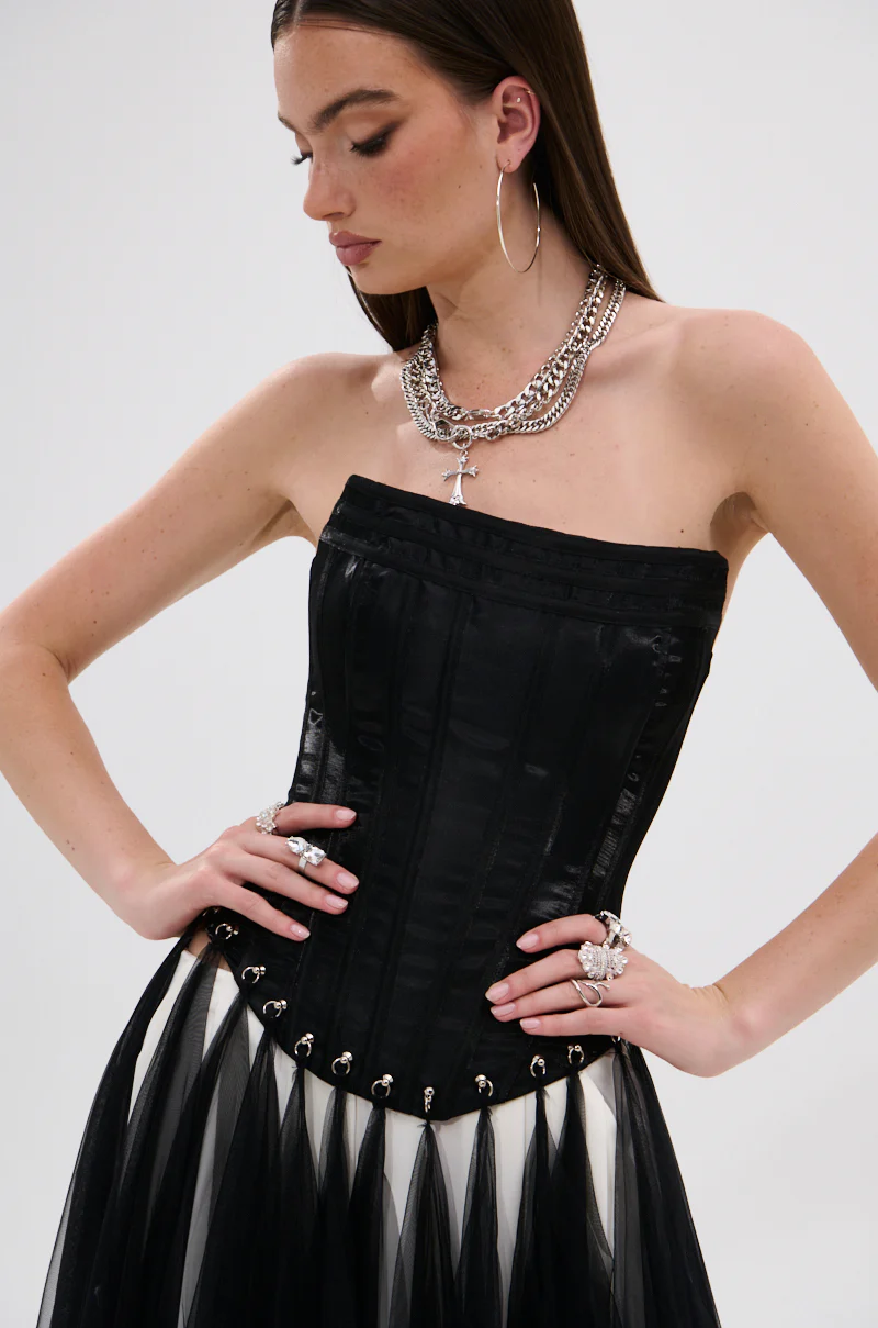 MARRIED TO THE GAME CORSET TOP IN BLACK - Image 6