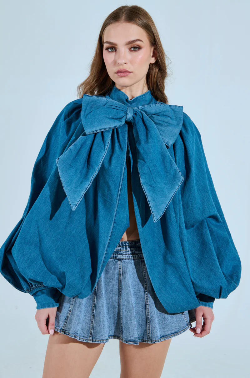 MASTERPIECE MEDIUM DENIM LONG SLEEVE PUFF BLOUSE
