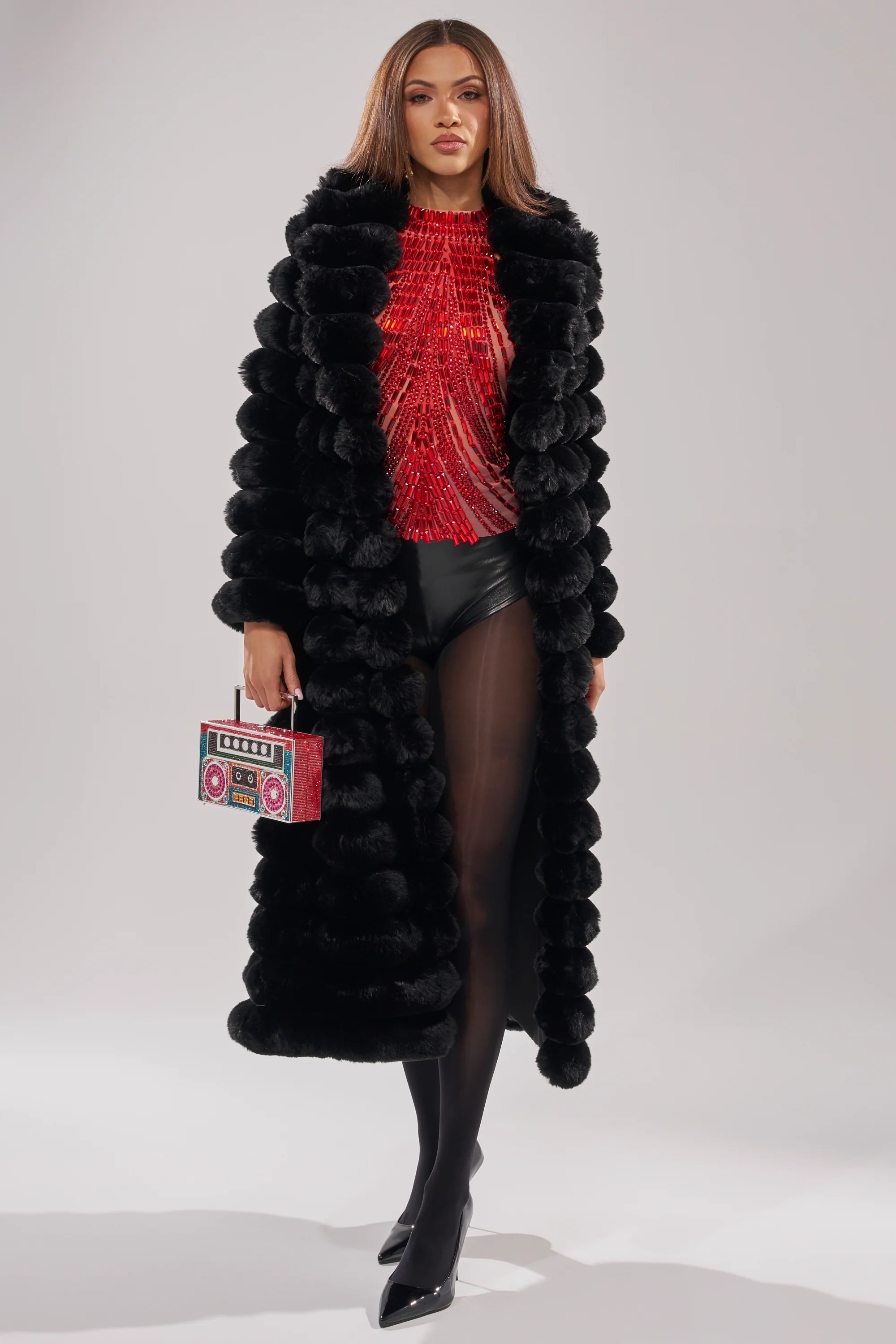 MAXI POPCORN FAUX FUR IN BLACK - Image 3