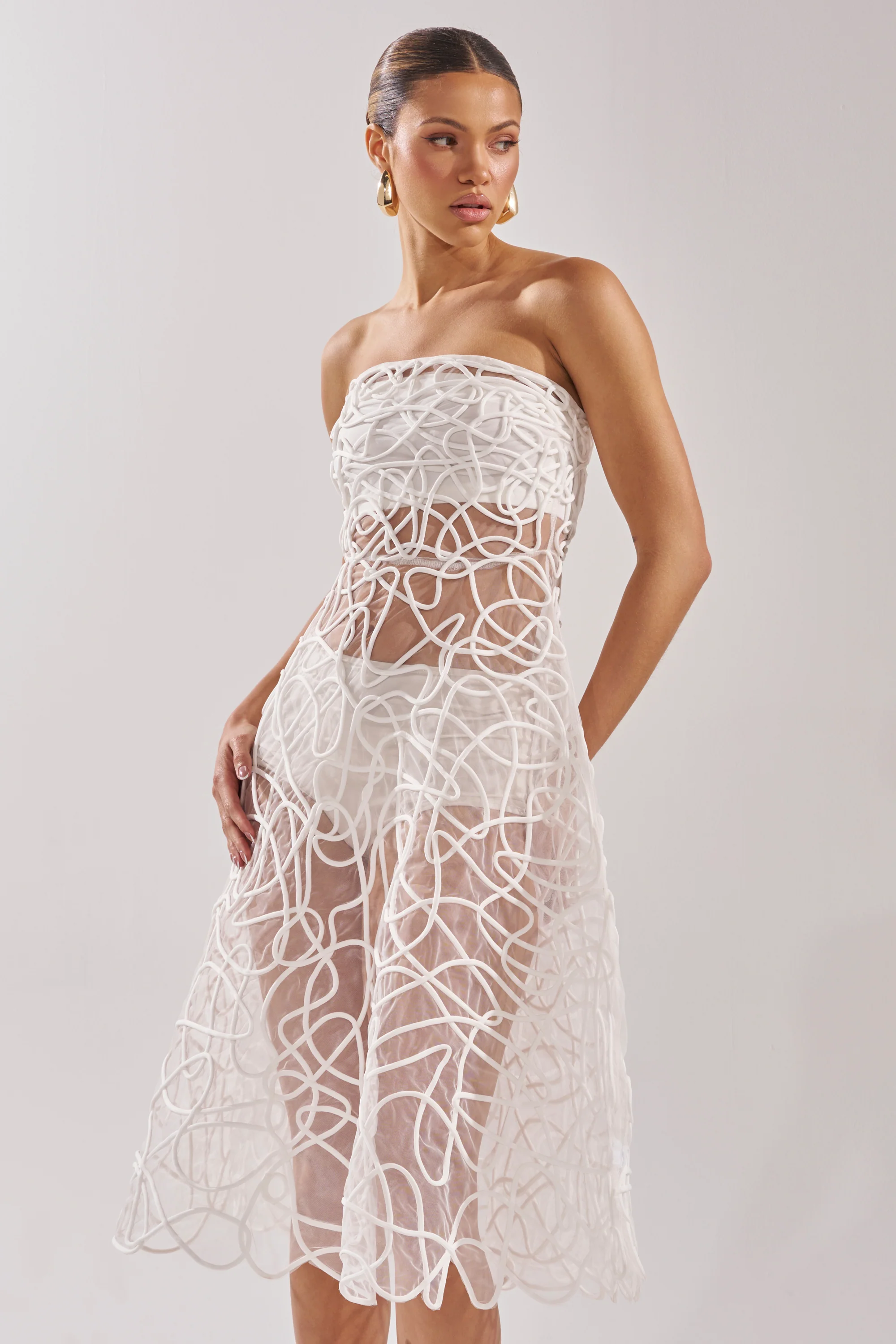 MAYA ABSTRACT MIDI DRESS IN WHITE - Image 4