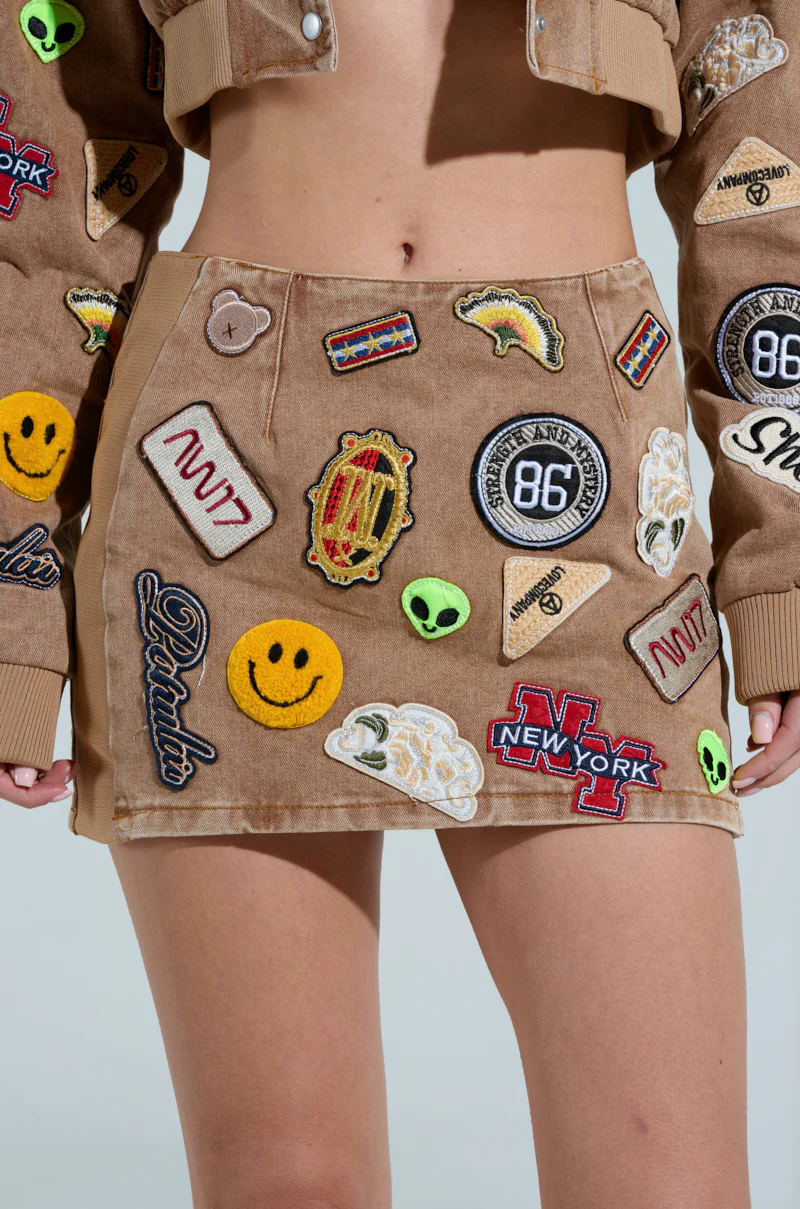 MEENA PATCH DENIM MINI SKIRT - Image 7