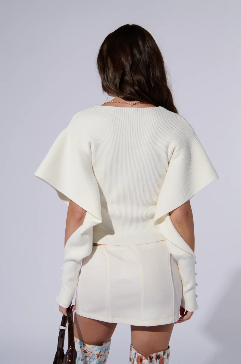 MELANIA LONG SLEEVE FLUTTER SLEEVE SWEATER - Image 4
