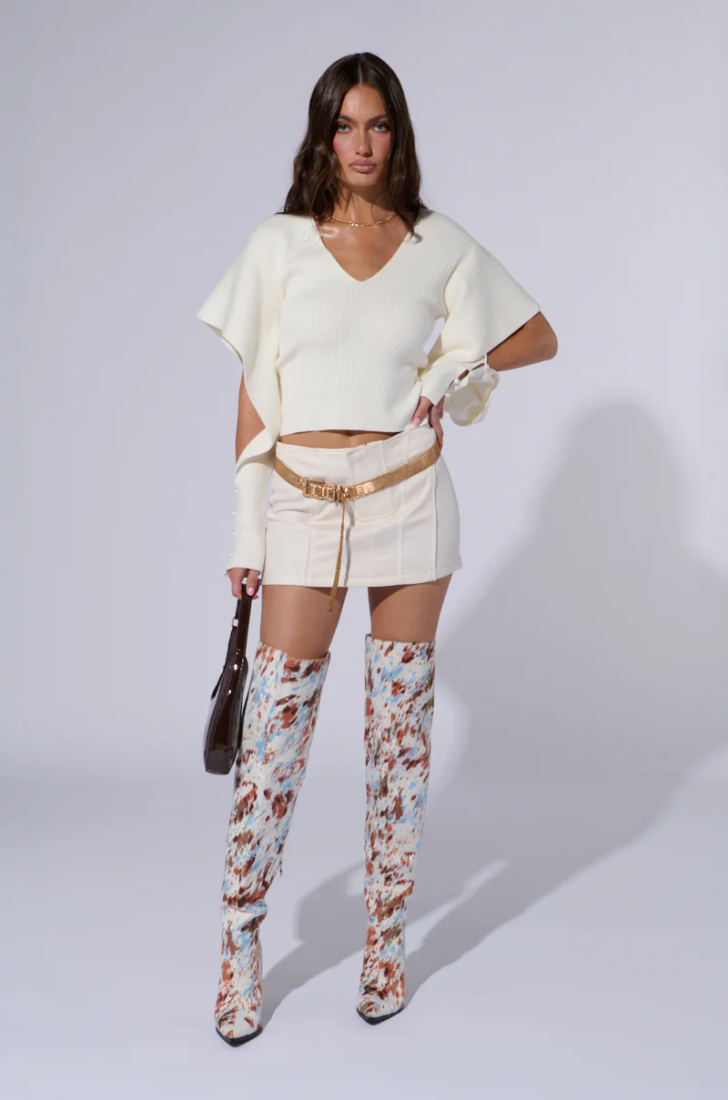 MELANIA LONG SLEEVE FLUTTER SLEEVE SWEATER - Image 5