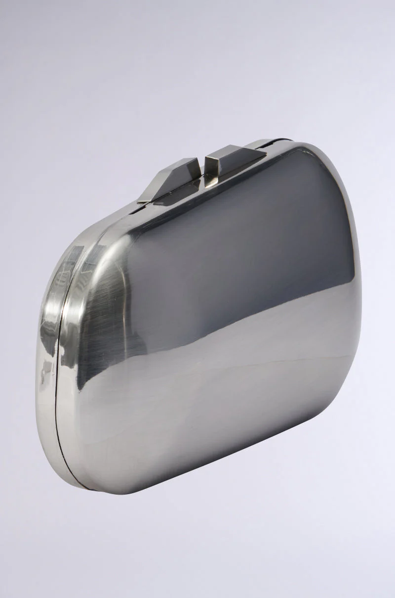 METAL MANIA CLUTCH - Image 3