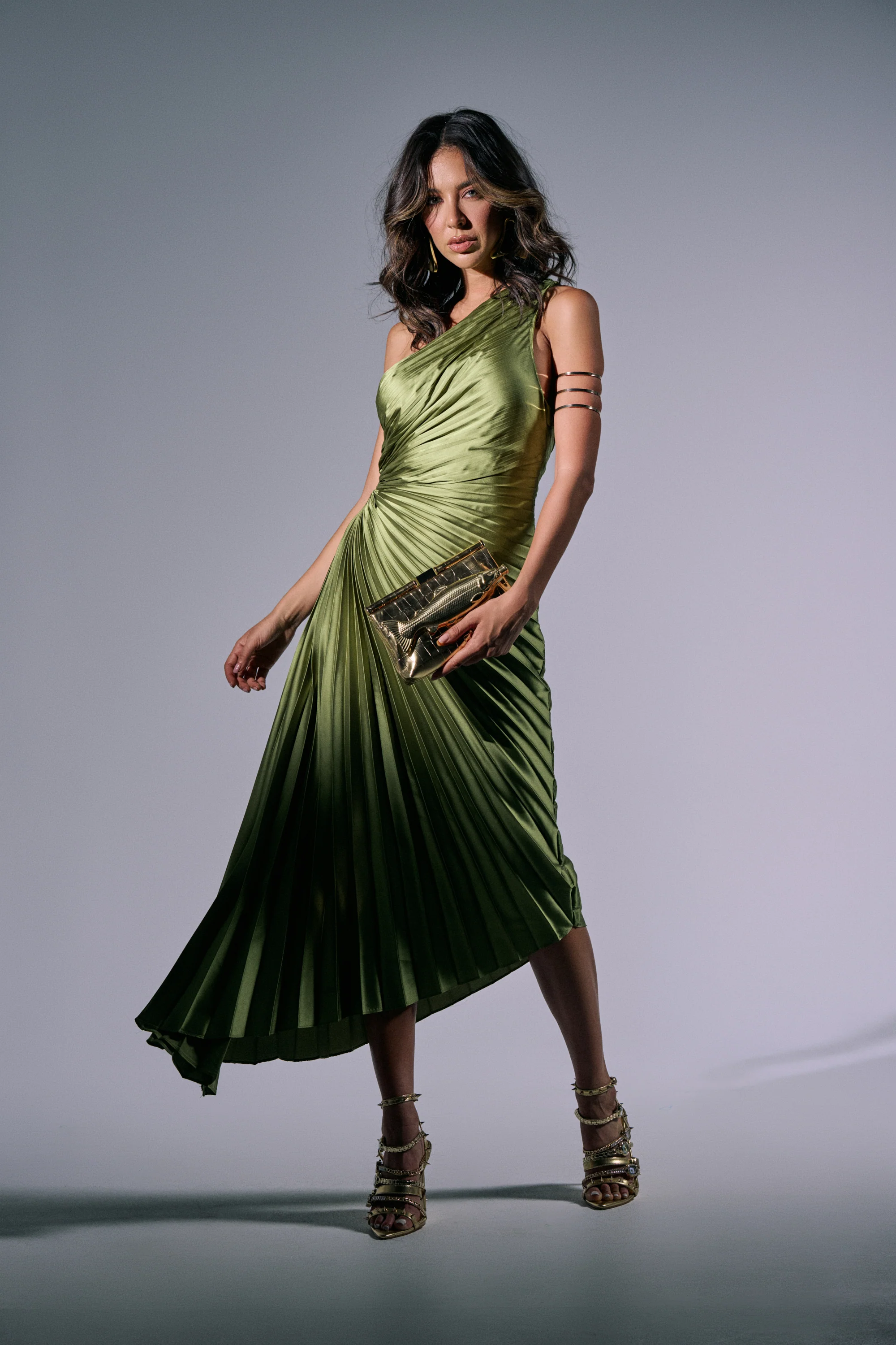MIDNIGHT MAVEN SLEEVELESS MAXI DRESS IN GREEN - Image 2