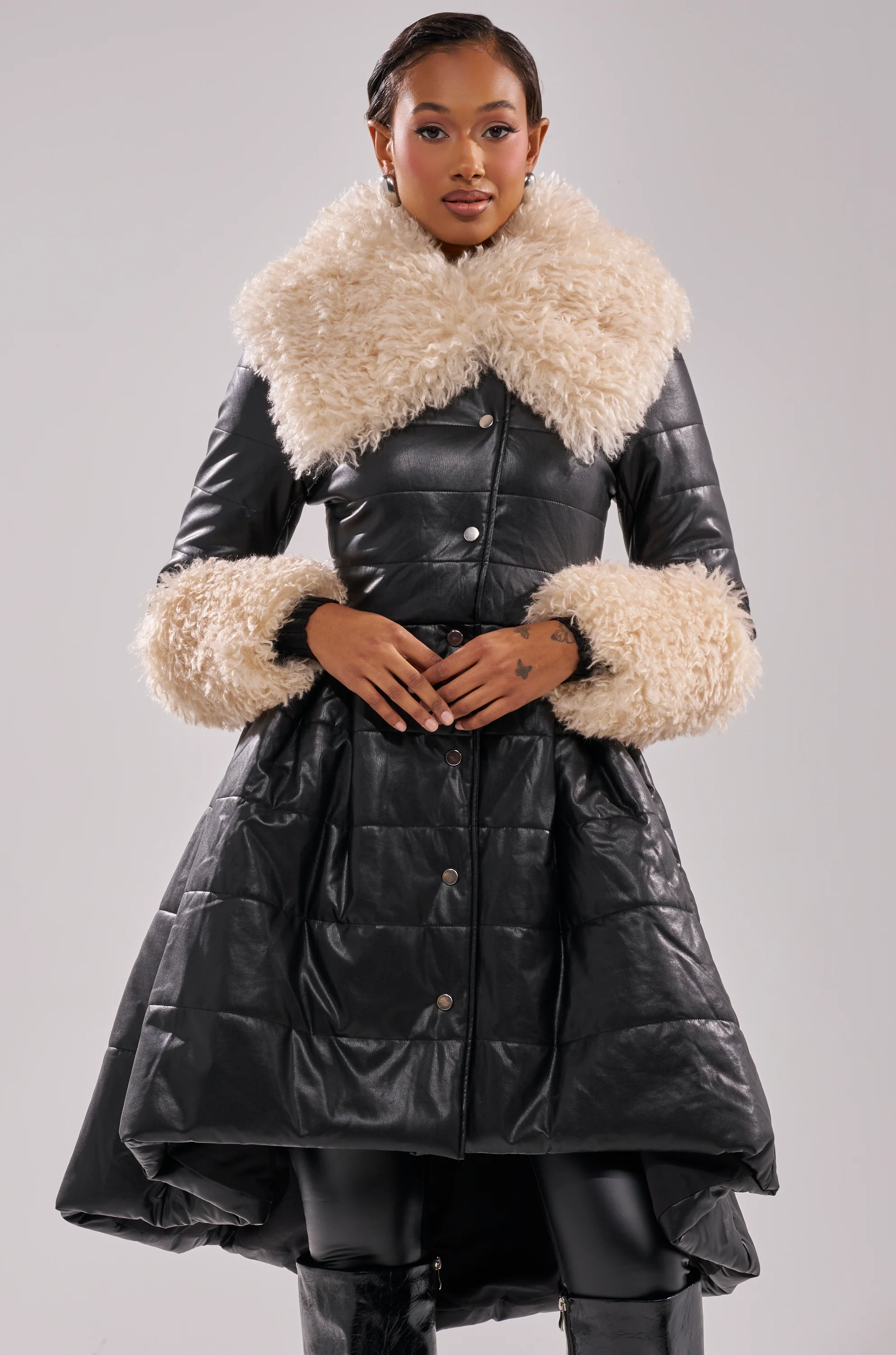 MIDTOWN PEPLUM PUFFER IN FAUX LEATHER - Image 2