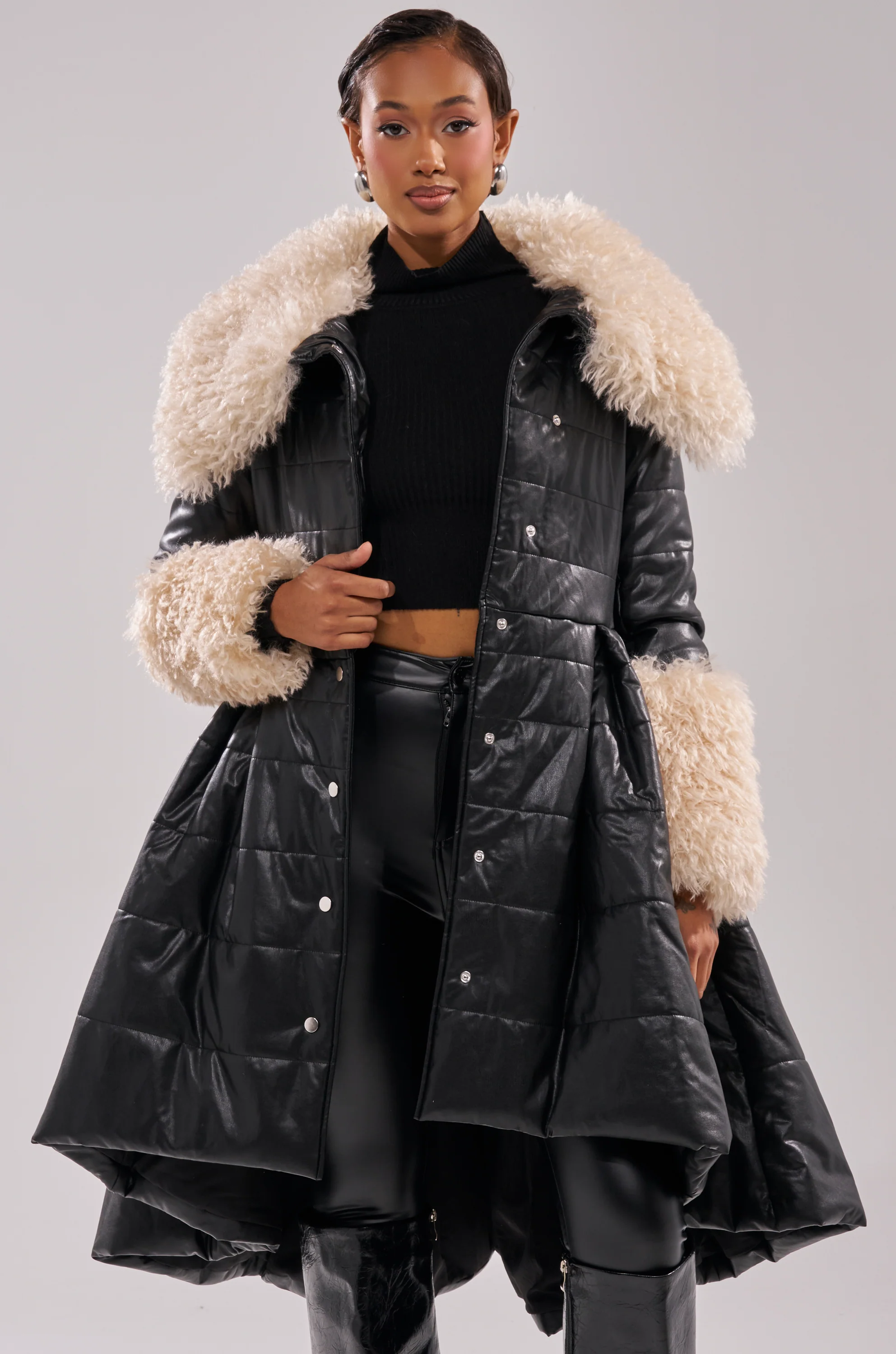 MIDTOWN PEPLUM PUFFER IN FAUX LEATHER - Image 3