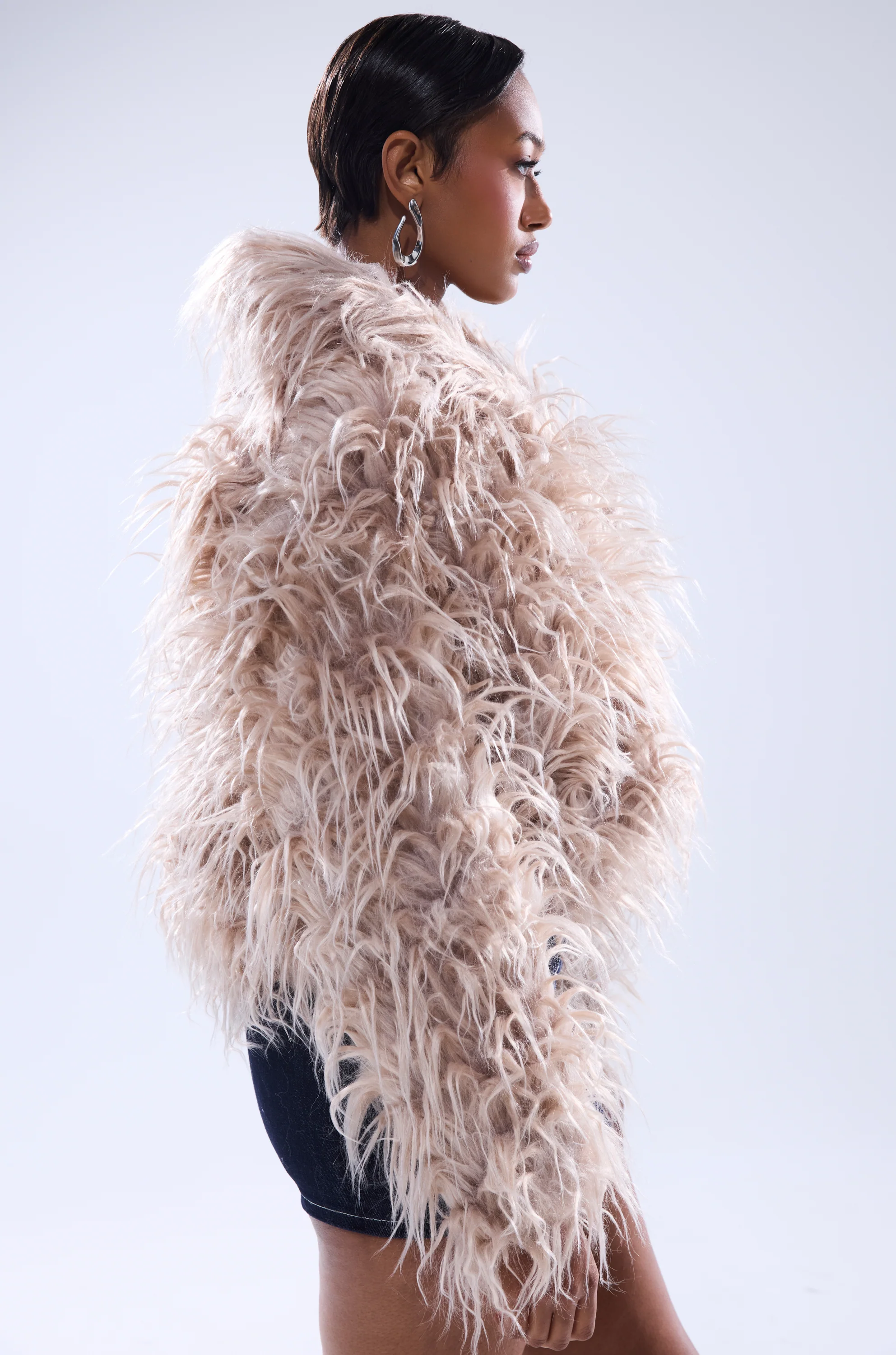MISS ME FAUX FUR - Image 4