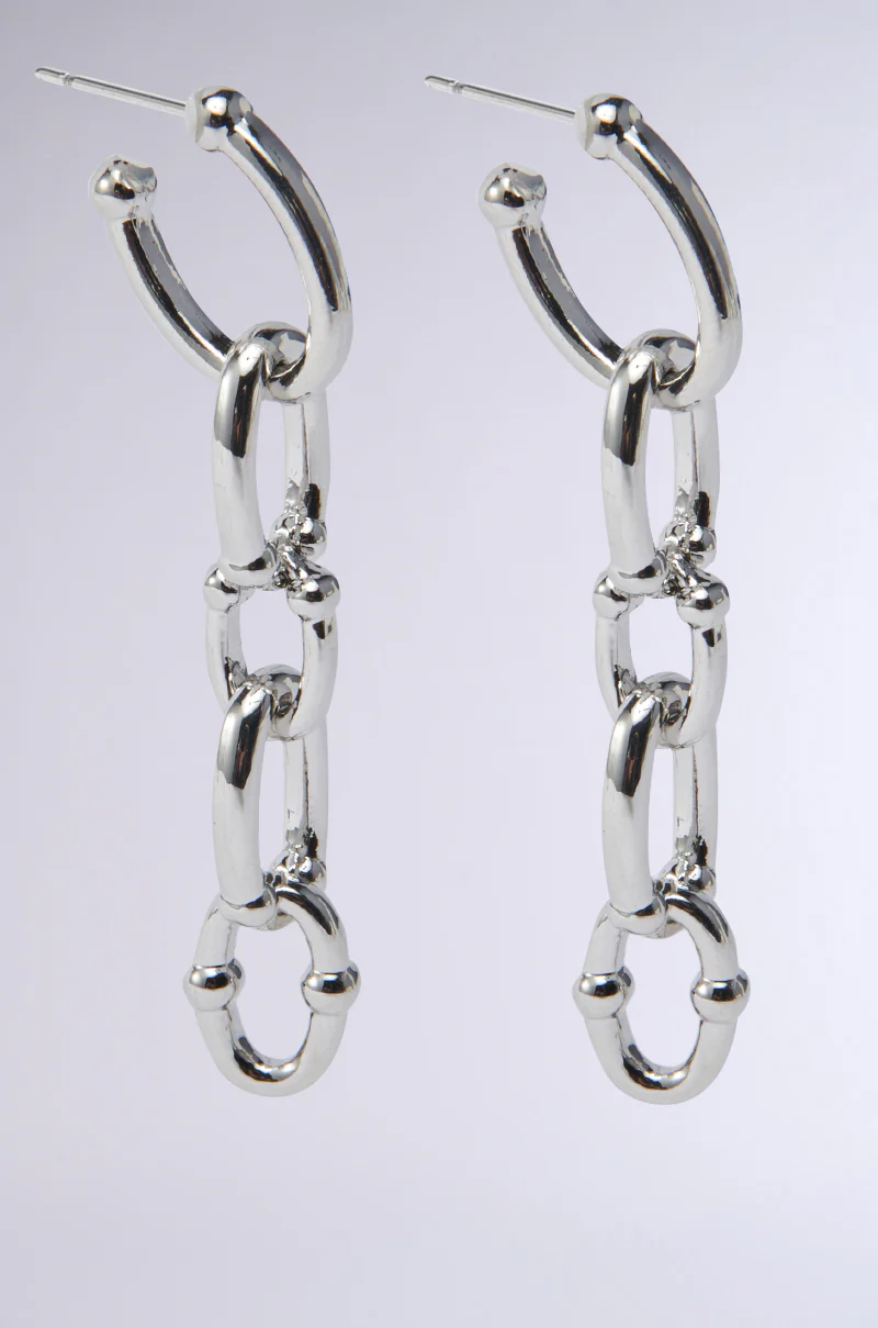 MOD GAL EARRING - Image 2