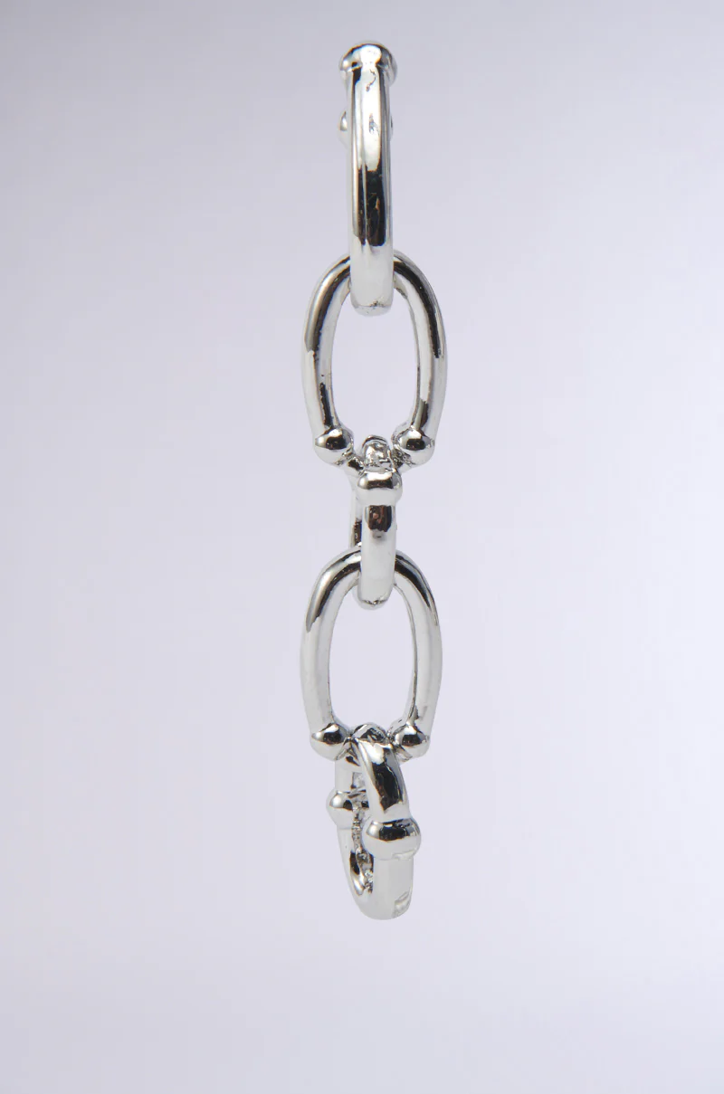 MOD GAL EARRING - Image 5