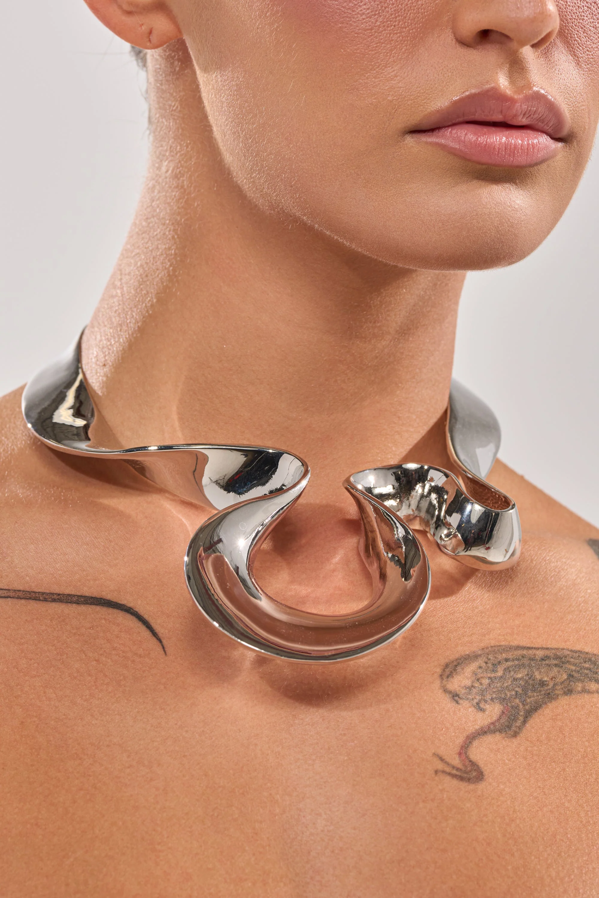 MOLTEN DREAMS NECKLACE - Image 5