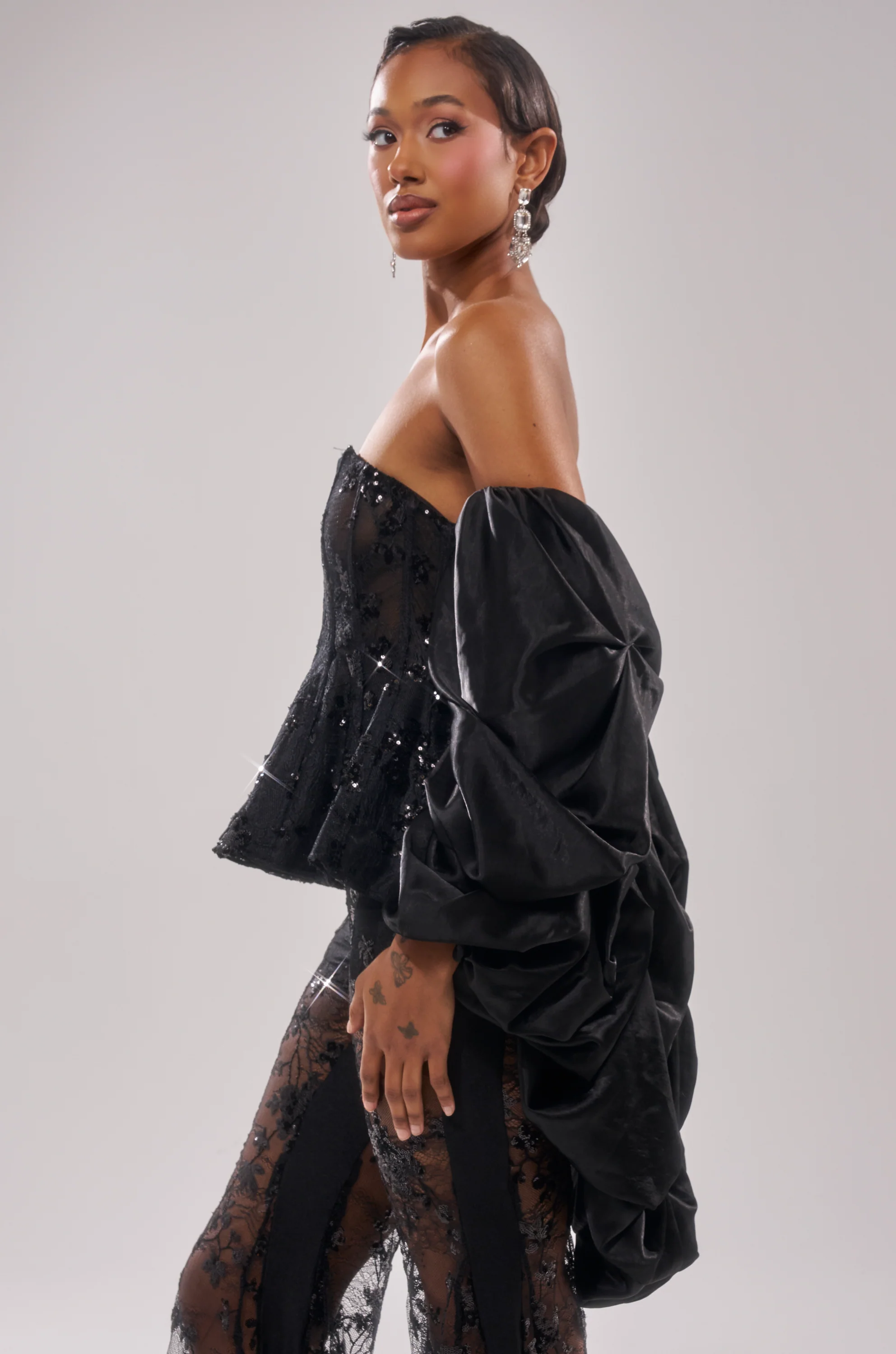 MORE THAN ENOUGH SATIN SHRUG IN BLACK - Image 4