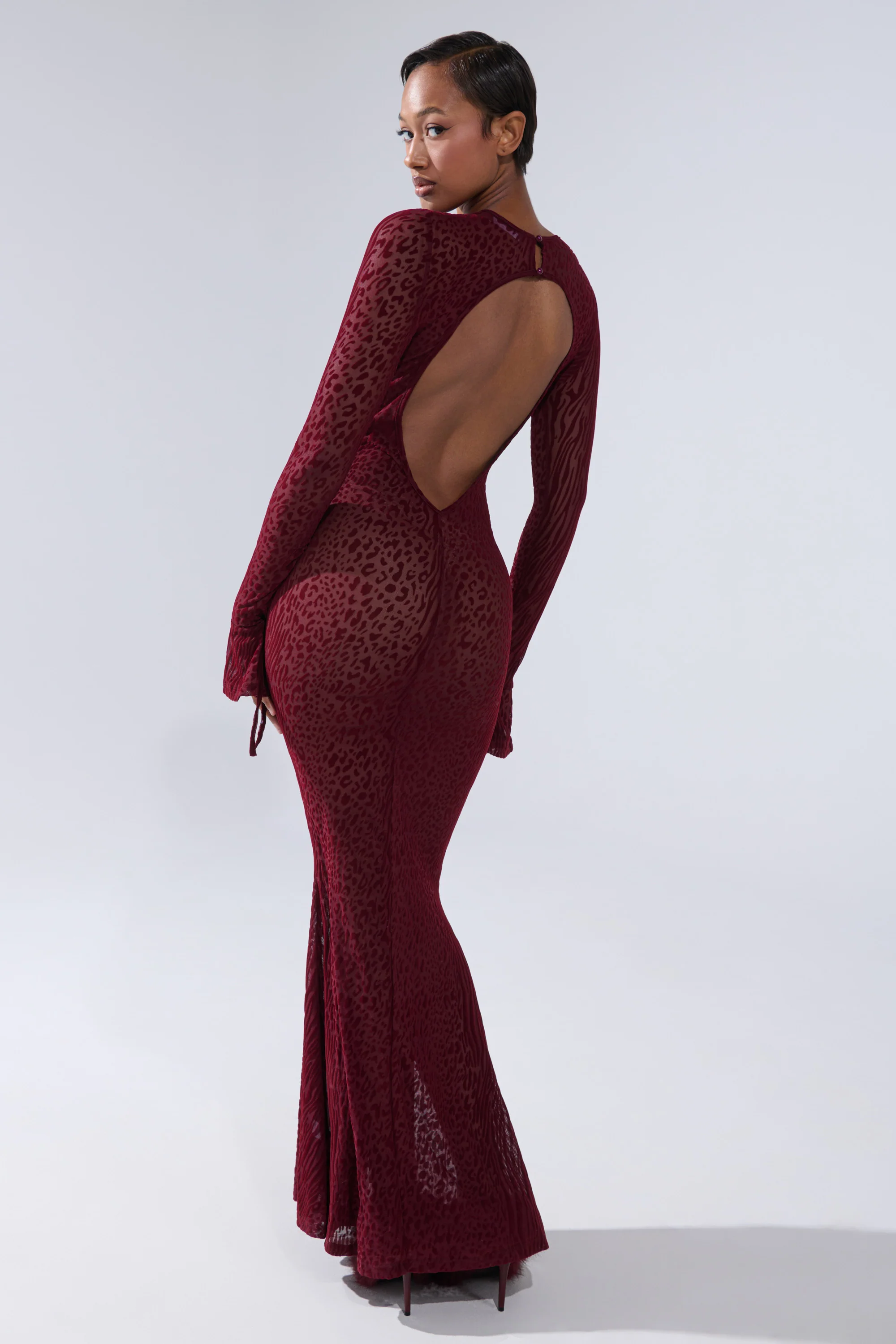 MY GOOD SIDE LEOPARD MESH MAXI DRESS IN BURGUNDY - Image 4