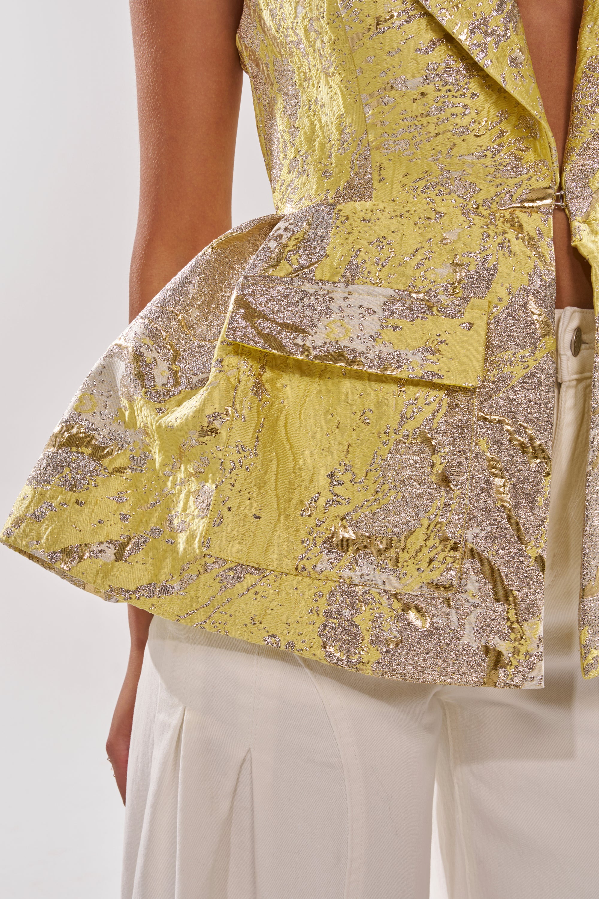 NAOMI BLAZER VEST IN BROCADE - Image 7