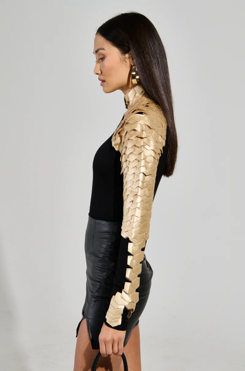 NASTASIA 2 SCALE TOP IN GOLD - Image 4