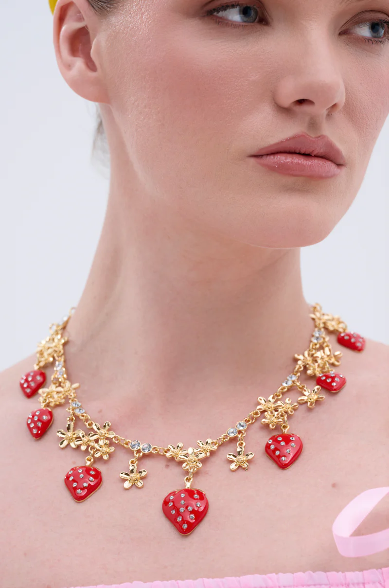 PICK ME RED NECKLACE