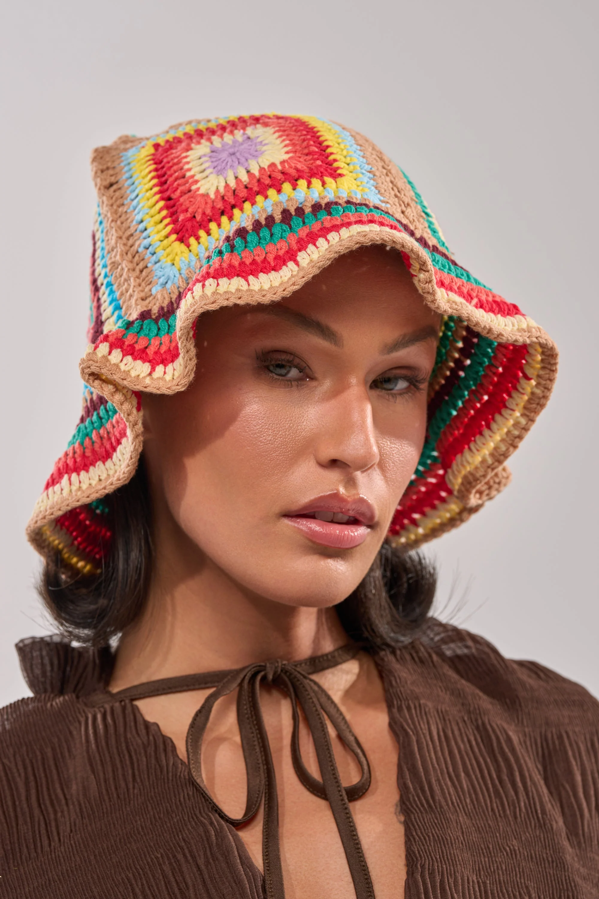 NEUTRAL VIBES CROCHET BUCKET HAT - Image 2