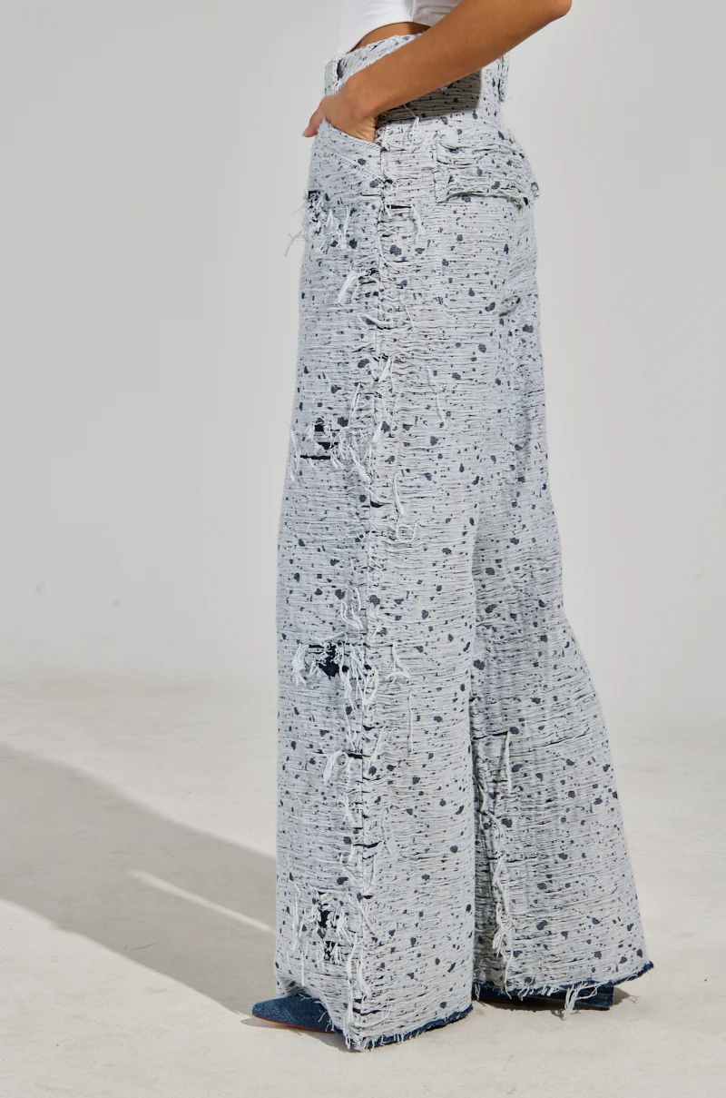 NEVER LOSE ME RELAXED DISTRESSED DENIM - Image 3