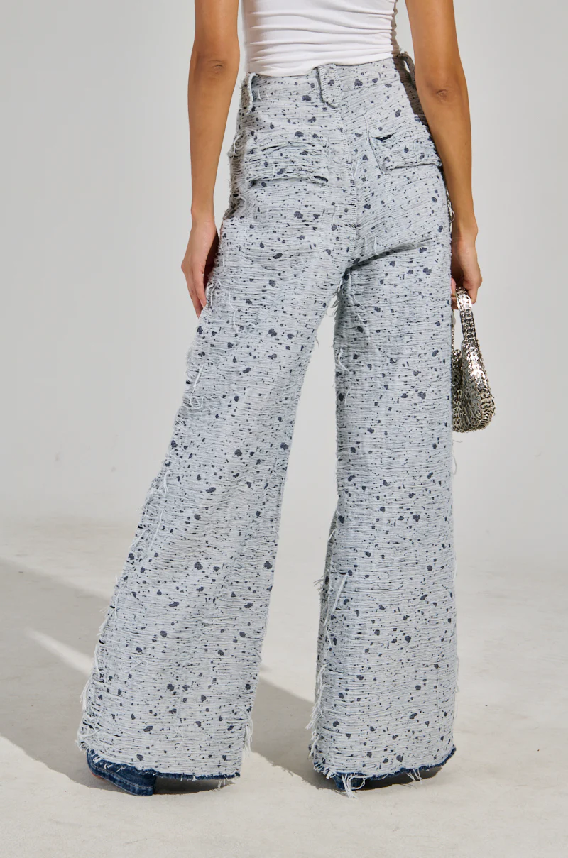 NEVER LOSE ME RELAXED DISTRESSED DENIM - Image 4