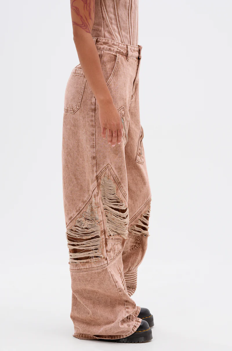 NEW ITEM DISTRESSED DENIM JEAN - Image 4